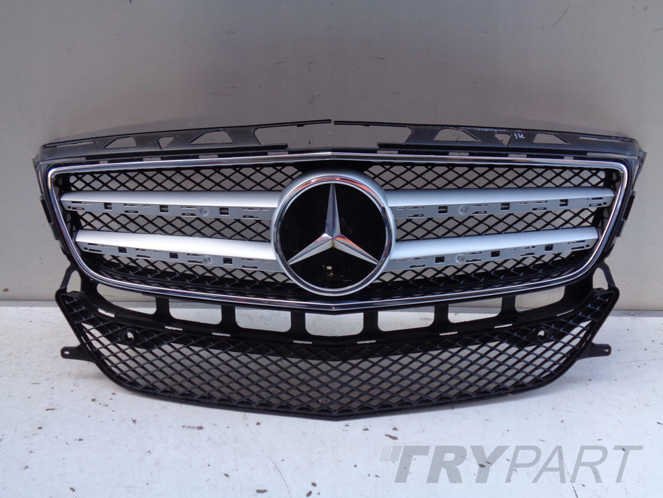 MERCEDES CLS W218 10- GRILLE FOR RADAR