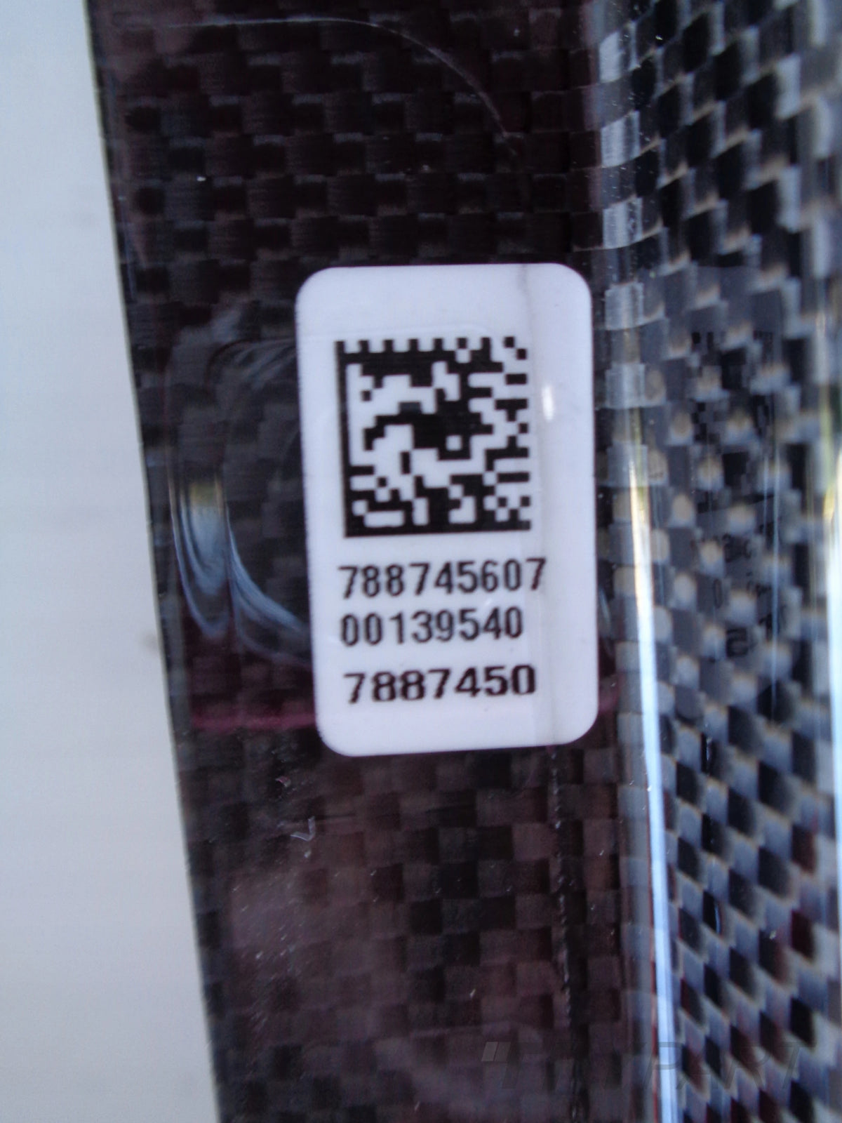 NEW BMW M5 G90 24- CARBON ROOF SKIN