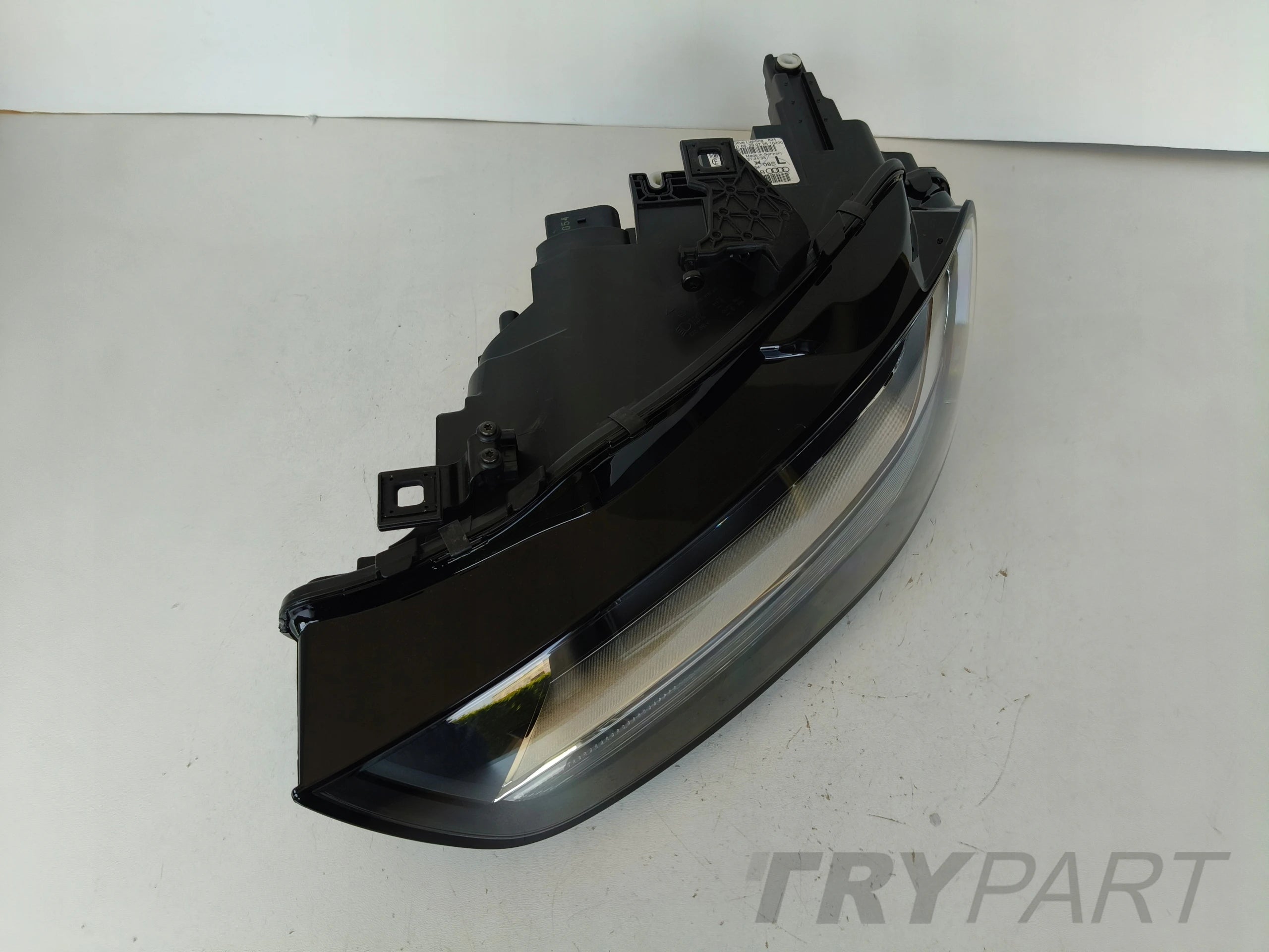 NEW LEFT HEADLIGHT AUDI A4 B8 8K 8K0 11-15 FACELIFT