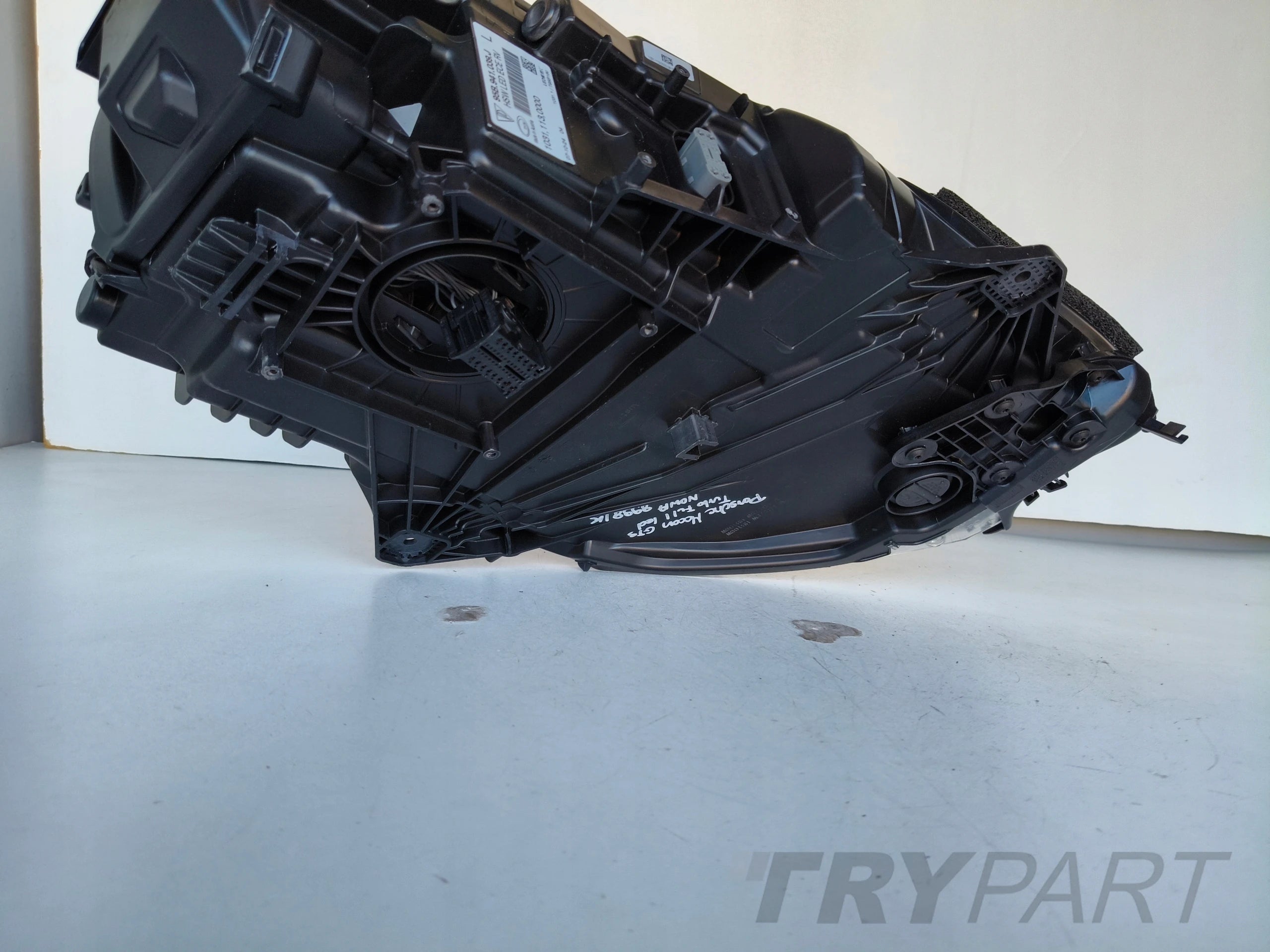 NEW LEFT HEADLIGHT LAMP FOR PORSCHE MACAN GTS TURBO FULL LED