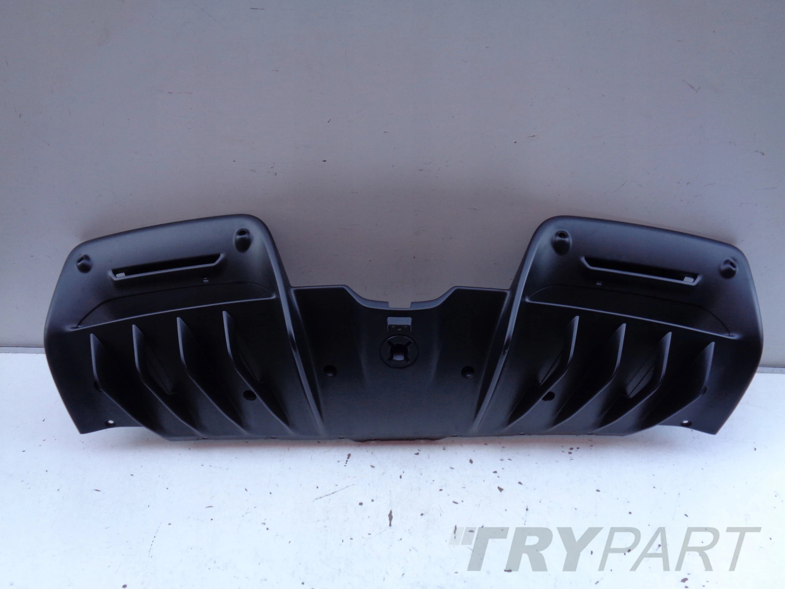 NEW REAR BUMPER LIP SPOILER FOR FERRARI SF90 WITH CAMERA