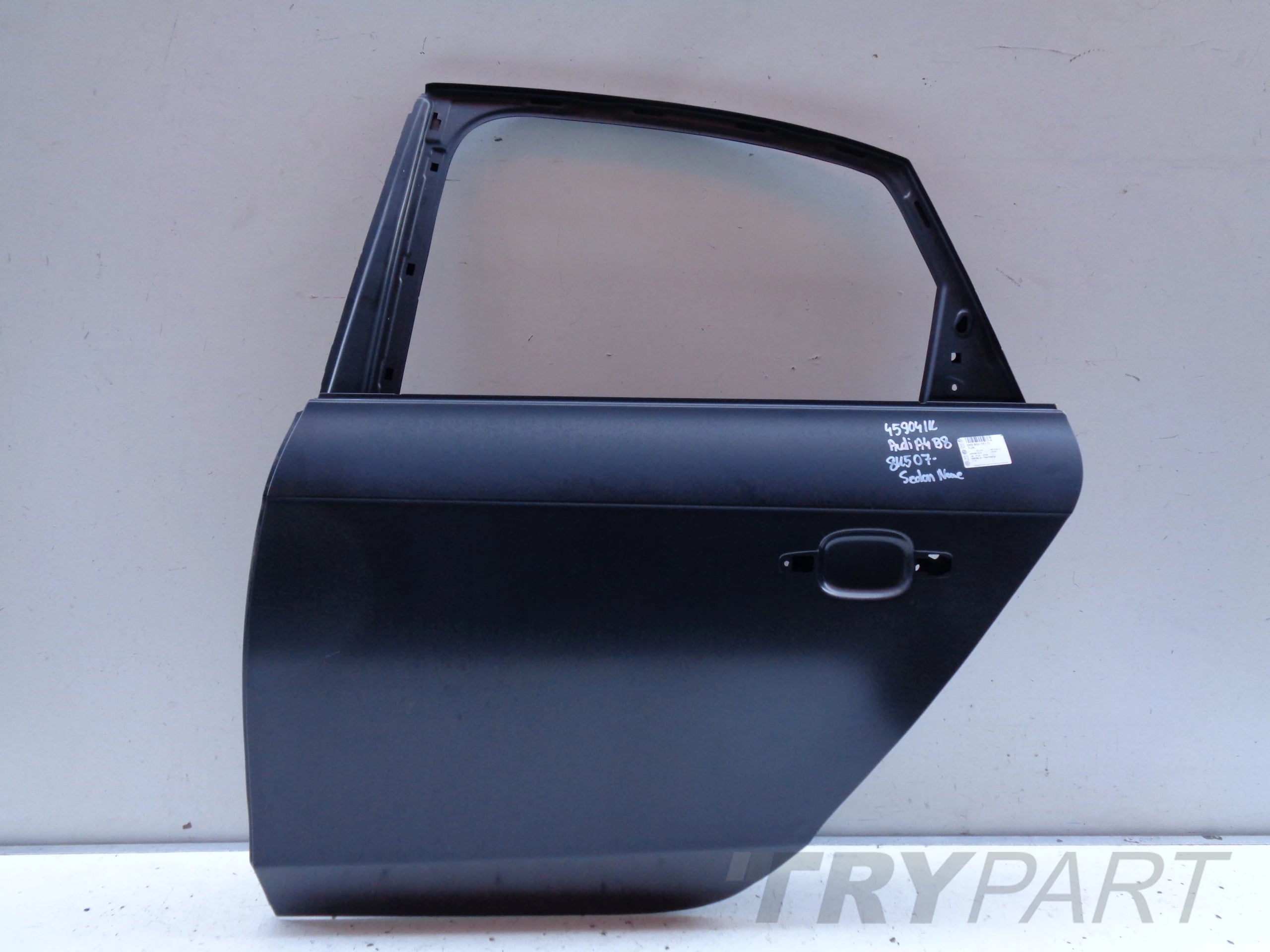 NEW REAR LEFT DOOR AUDI A4 B8 8K0 8K5 07- SEDAN NO. 45904