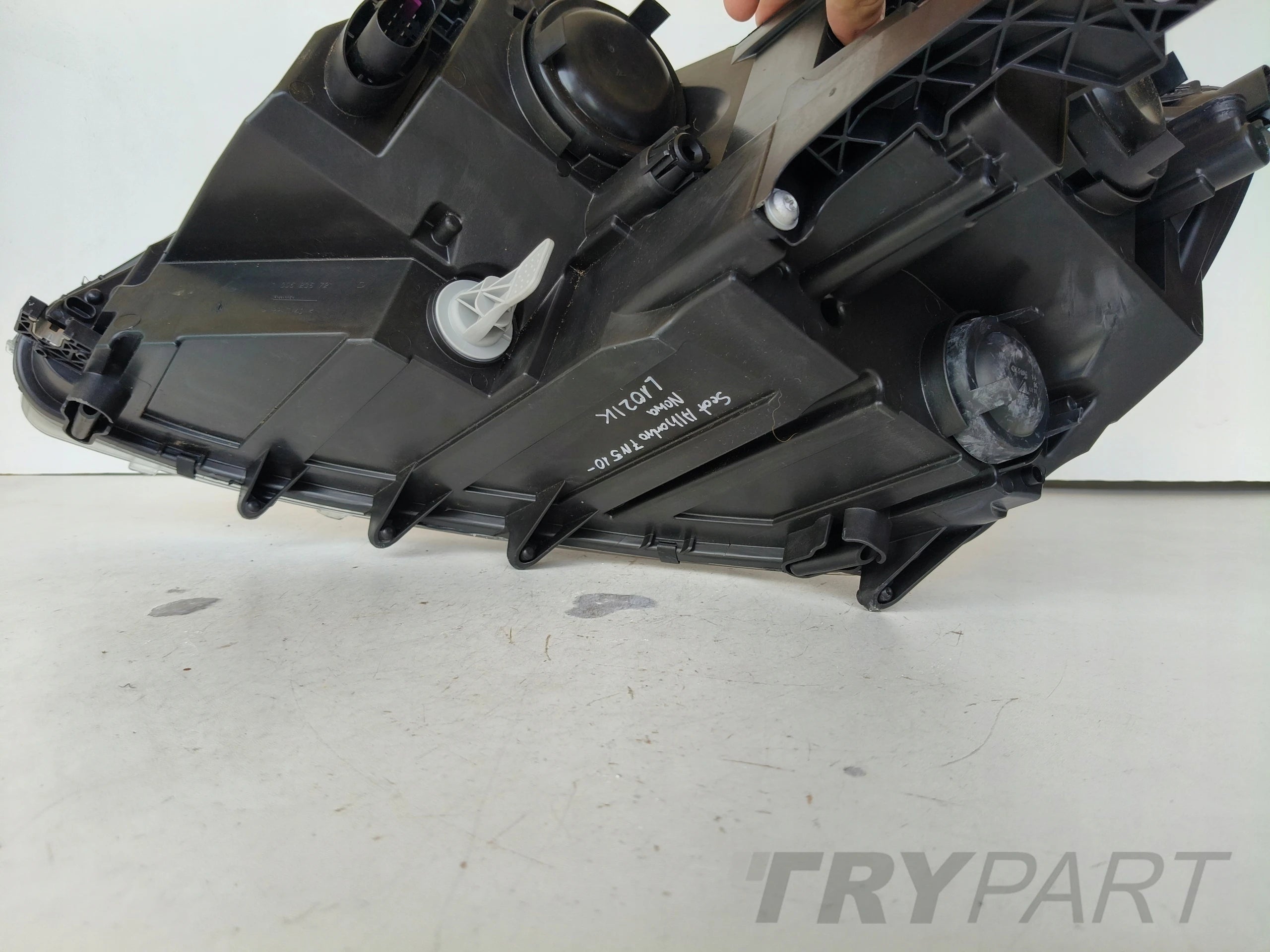 NEW RIGHT HEADLIGHT LAMP SEAT ALHAMBRA 7N5 10-
