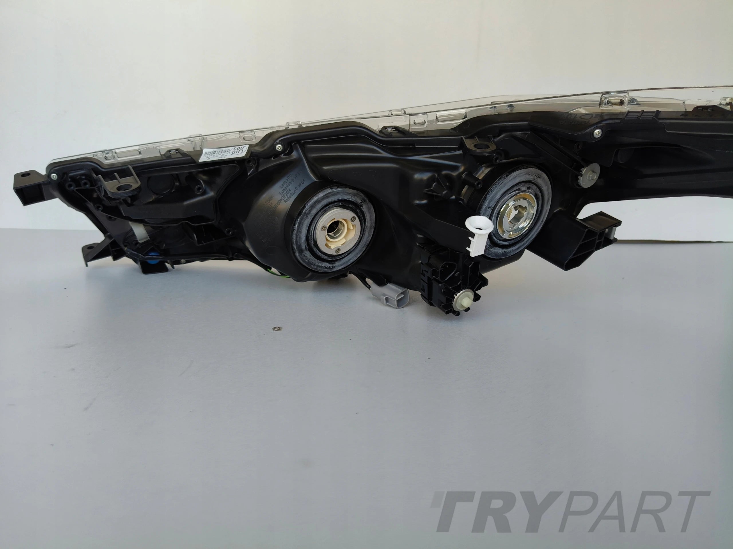 NEW RIGHT HEADLIGHT LAMP TOYOTA COROLLA E16 LED