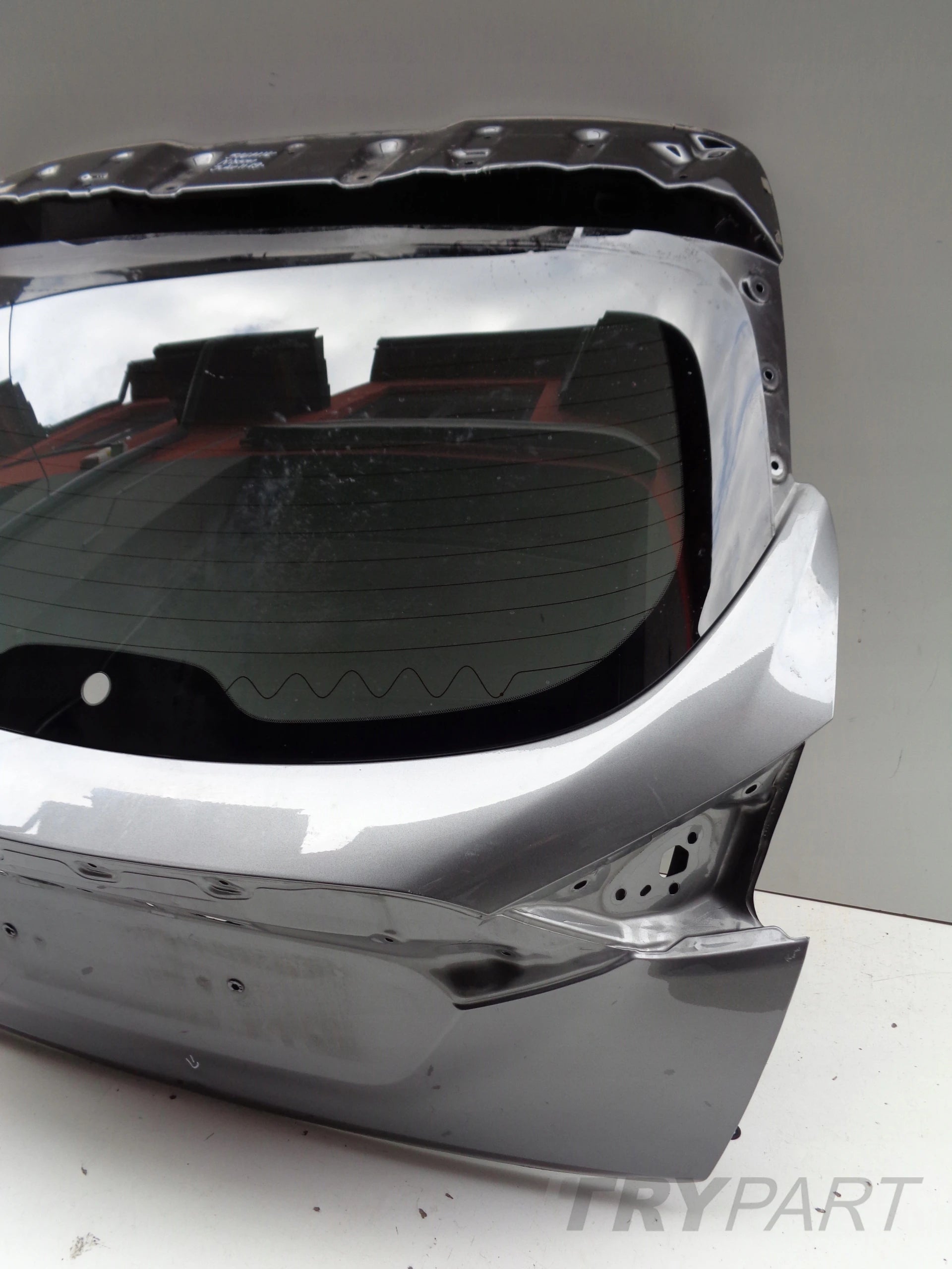 NISSAN JUKE II 19- Tailgate with glass No. 51611