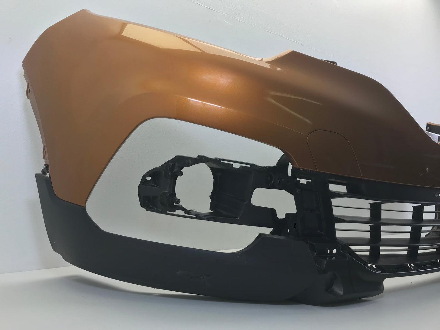 Renault Captur 2017 - 2019 Front Bumper 620220766R