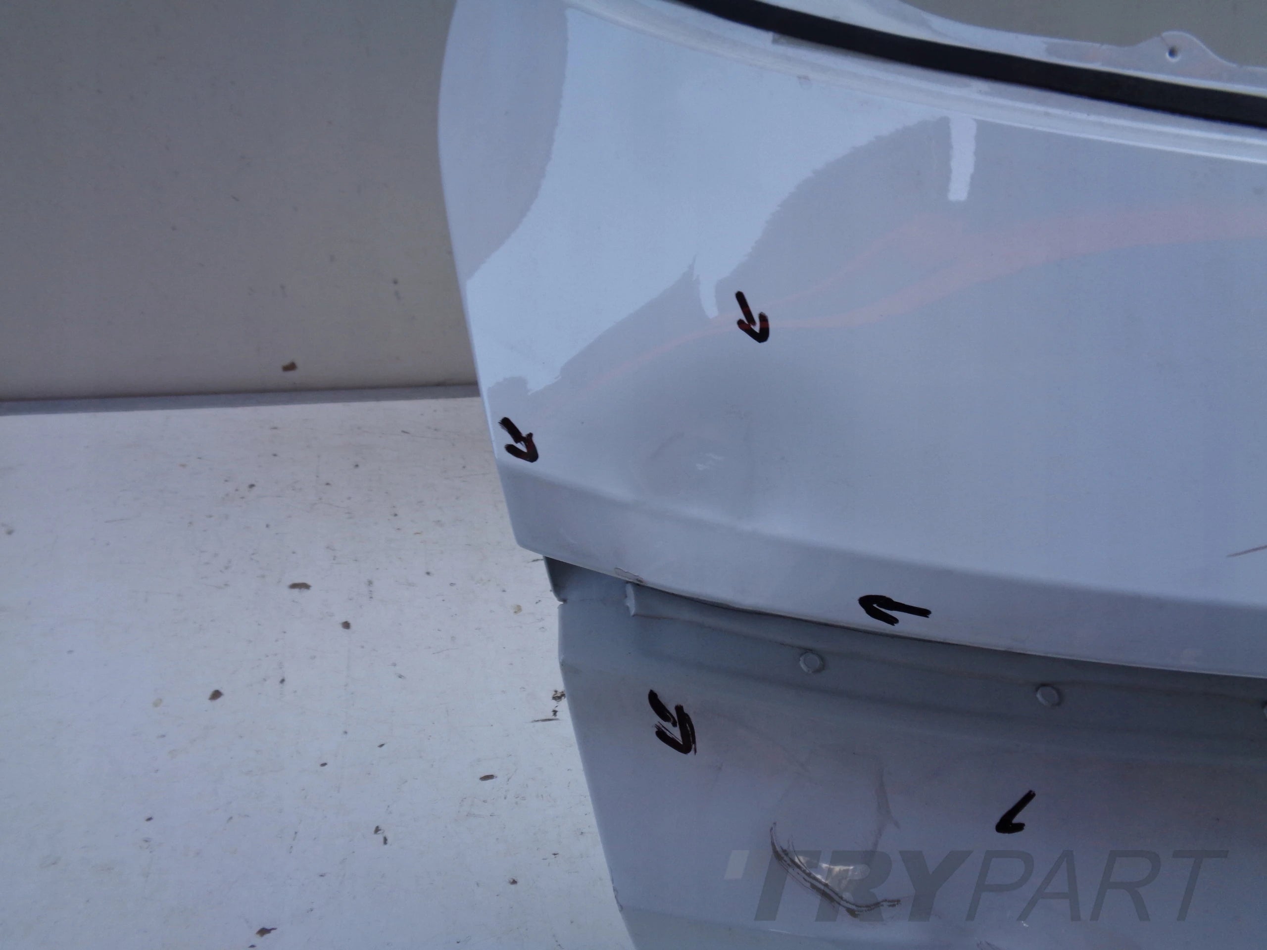PORSCHE TAYCAN CROSS TURISMO Tailgate 2021- No. 41643