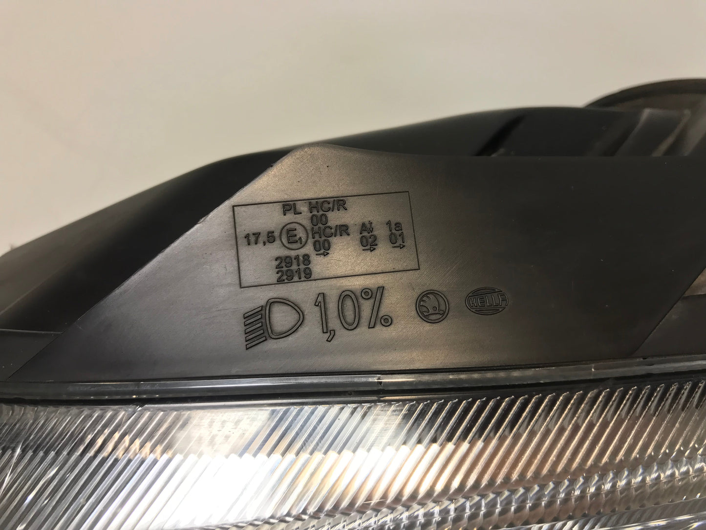 Skoda Fabia 5J 2010-2015 Front Headlight Left Side ( LHD ) Used OEM: 17368801