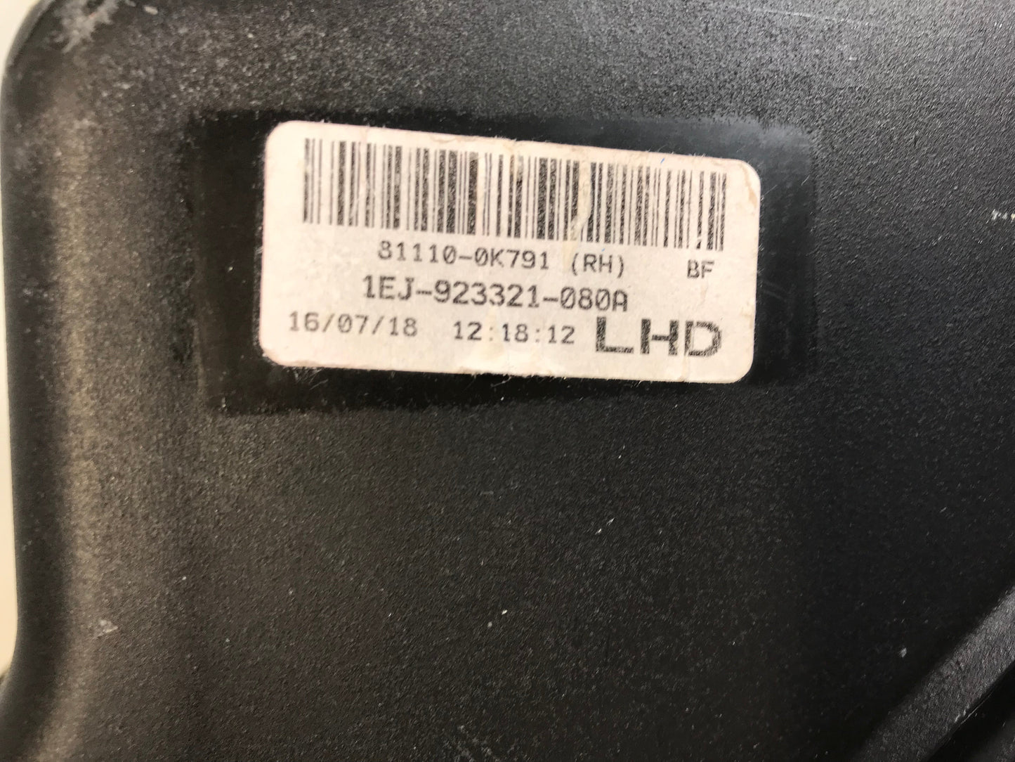 Toyota Hilux 2015-2020 Front Headlight Right Side 811100K791, 92332100  ( LHD )