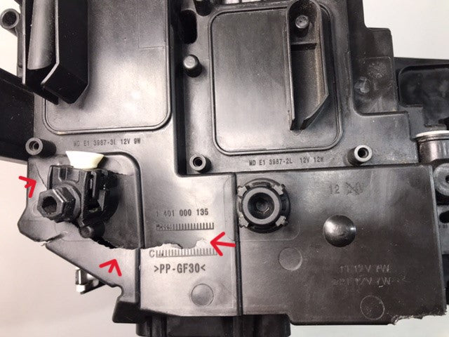 Volkswagen Tiguan 2016-2020 Headlight Front Left Genuine Used ( with defect ) OEM: 5NB941035D