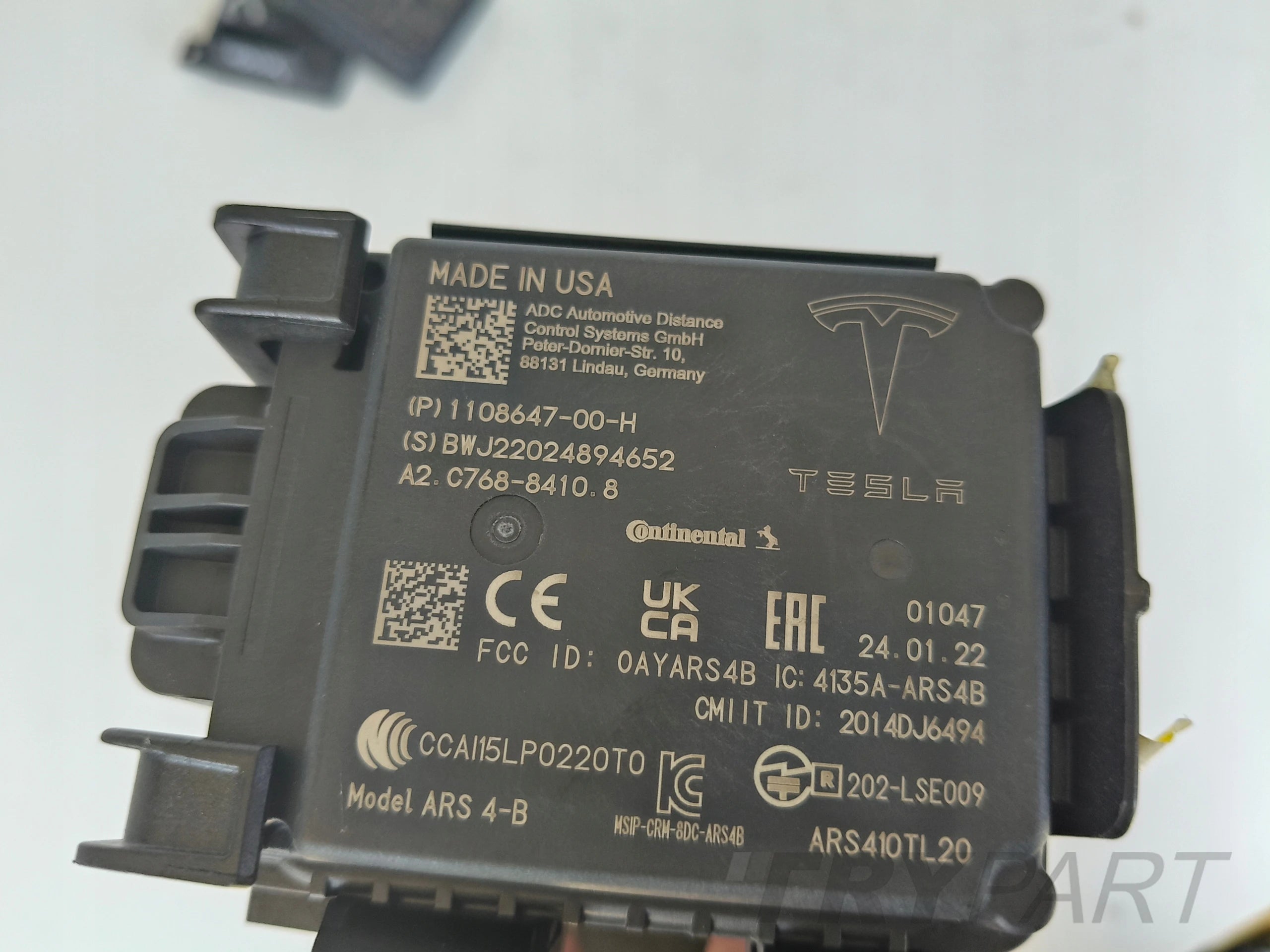 RADAR DISTRONIC ACC SENSOR TESLA 1108647