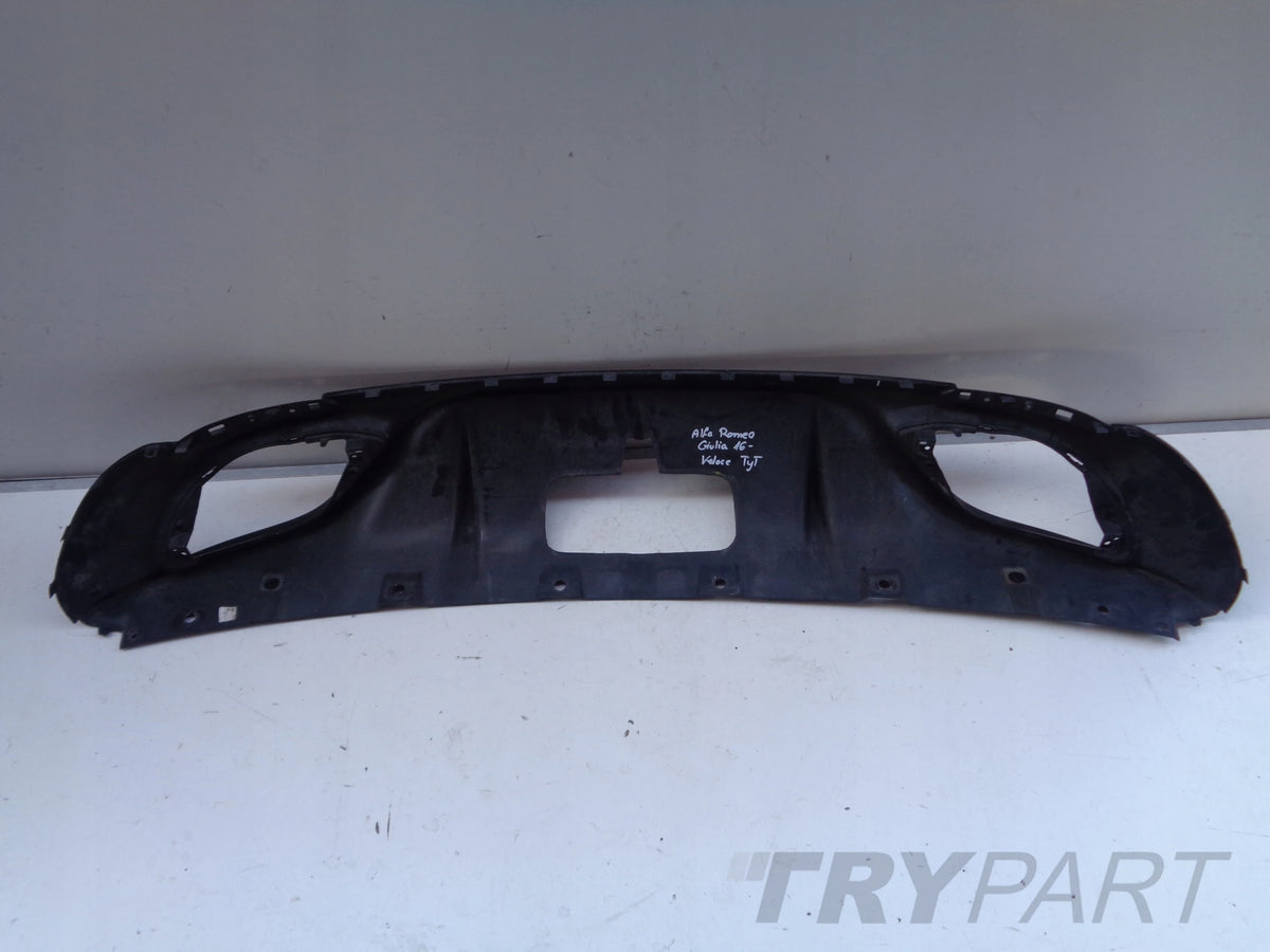 REAR BUMPER DIFFUSER ALFA ROMEO GIULIA VELOCE