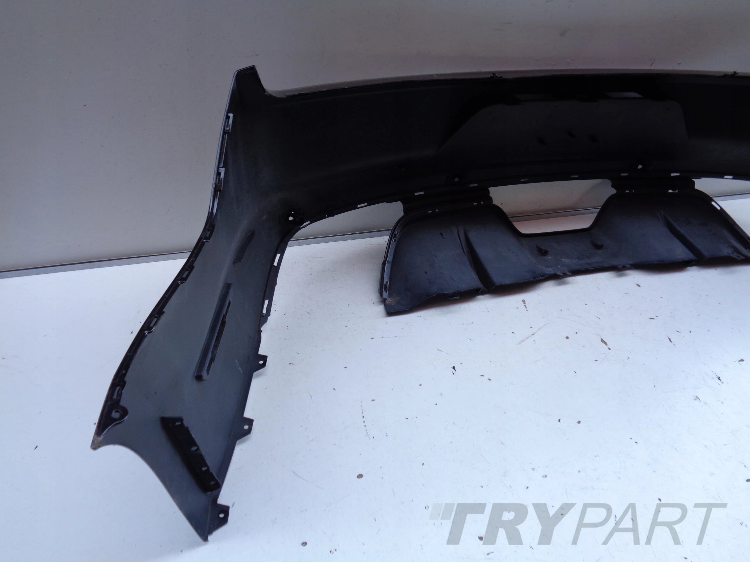 REAR BUMPER FORD MUSTANG GT 15- NO. 40568