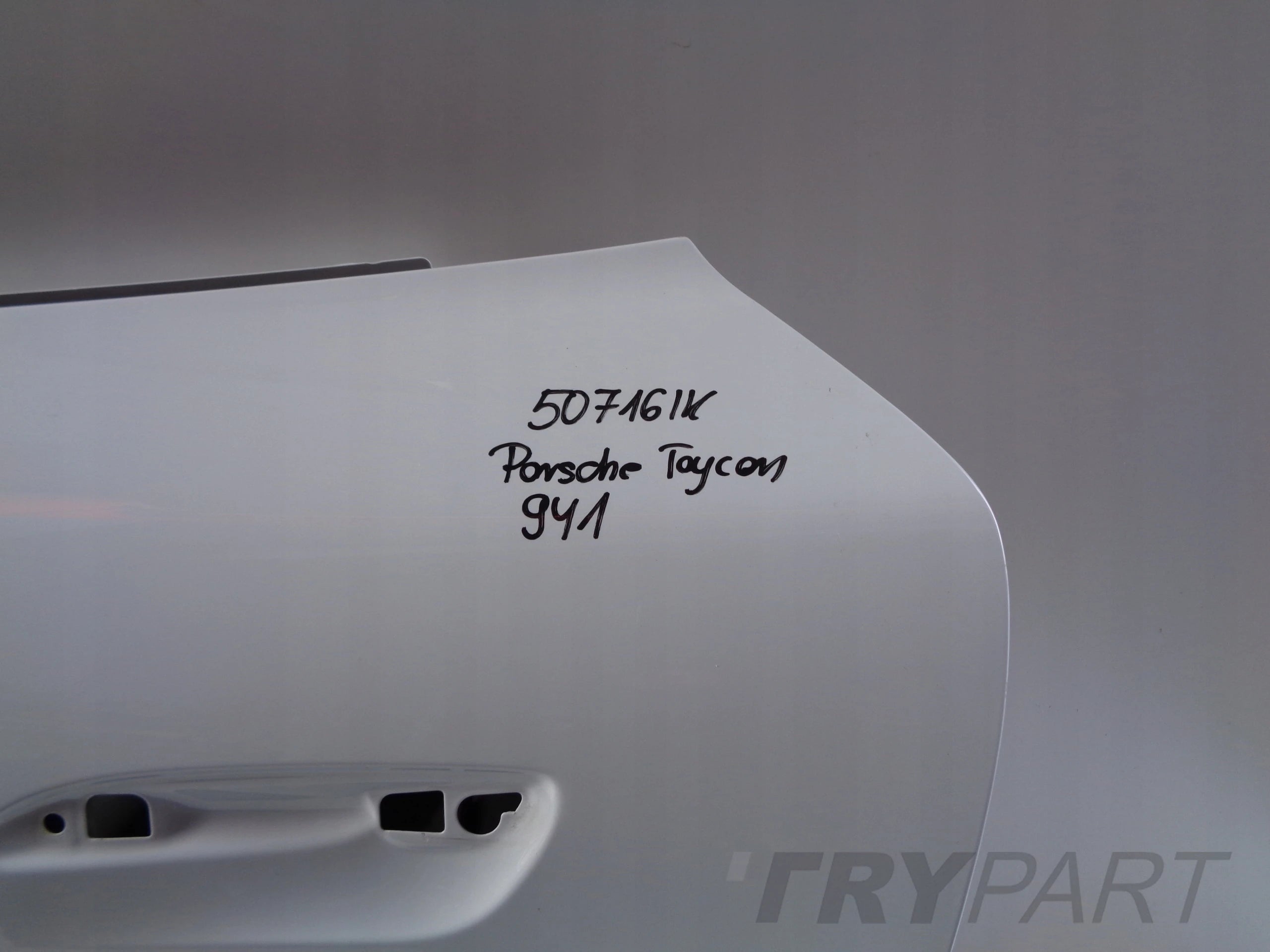 REAR LEFT DOOR PORSCHE TAYCAN 9J 9J0 19- NO. 50716