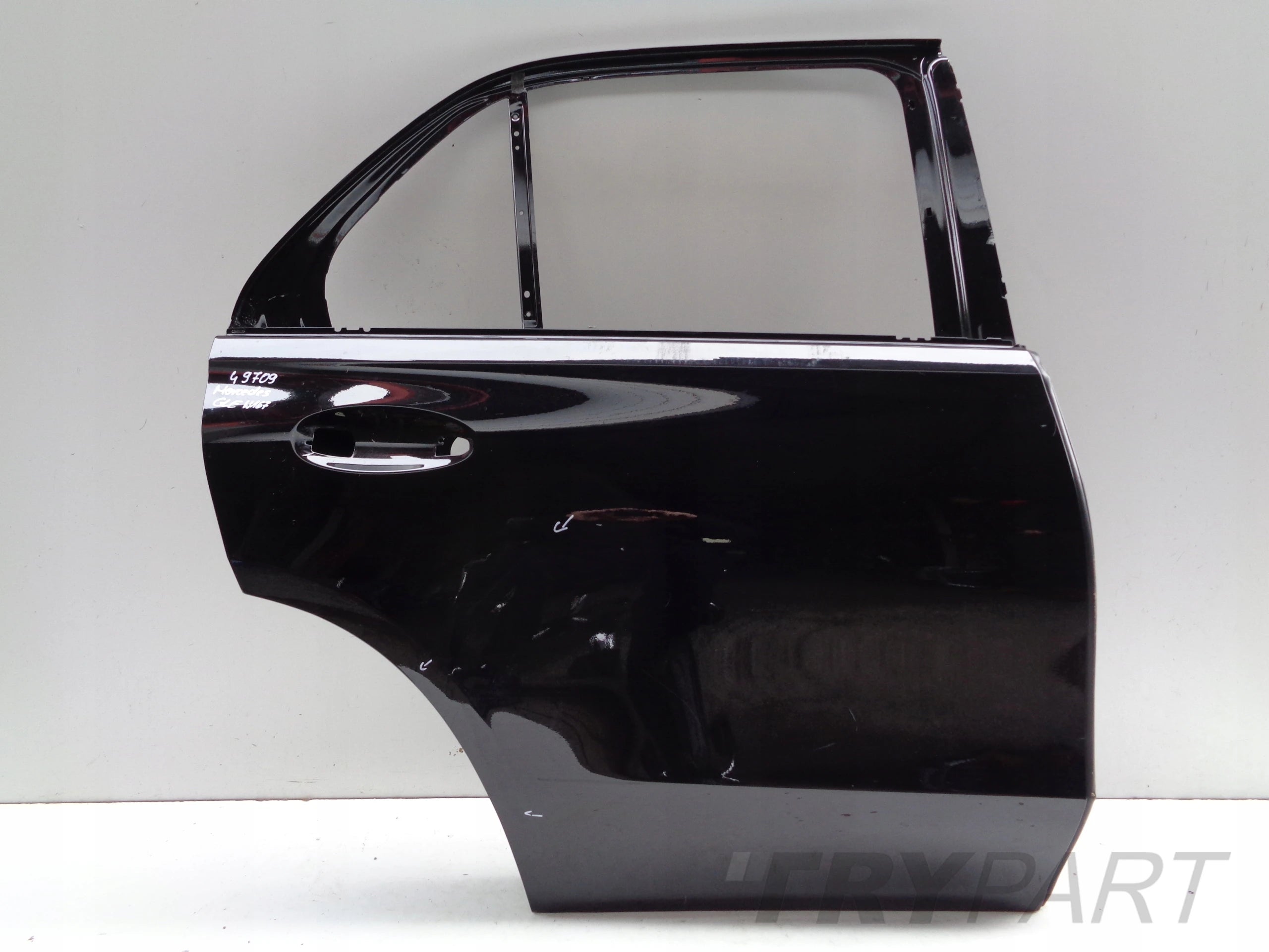 REAR RIGHT DOOR MERCEDES GLE W167 NO. 49709