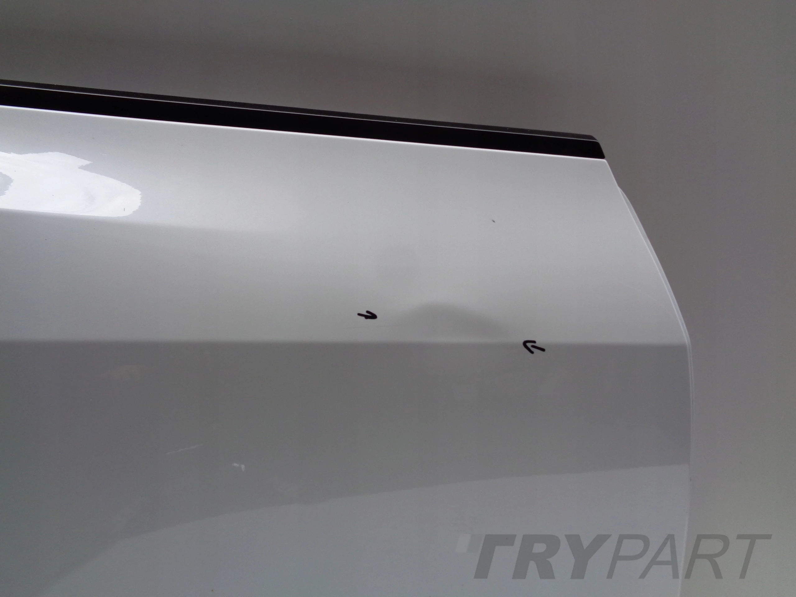 REAR RIGHT DOOR TESLA MODEL Y NO. 46447
