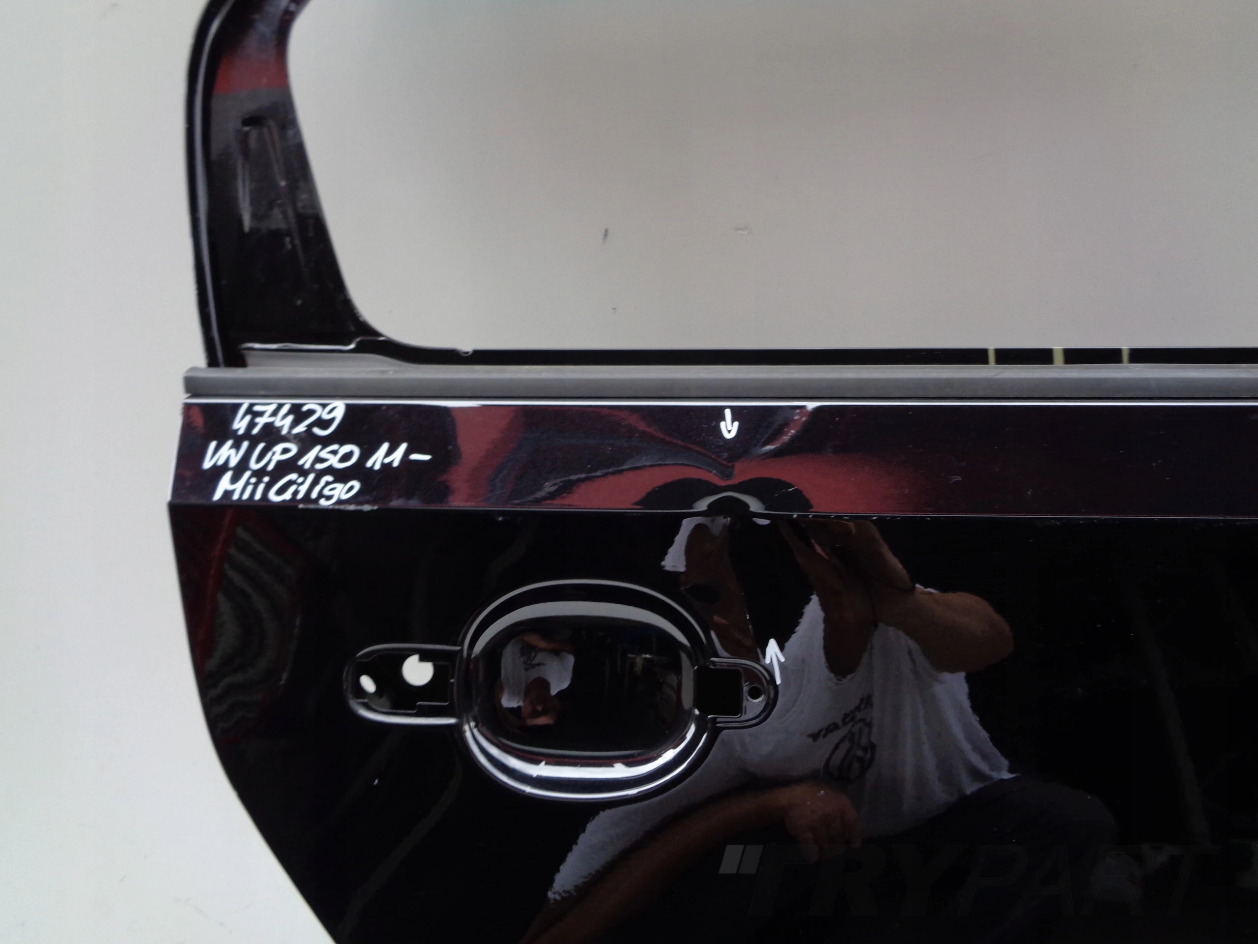 REAR RIGHT DOOR VW UP 1S 1S0 11- SEAT MII SKODA CITIGO NO. 47429