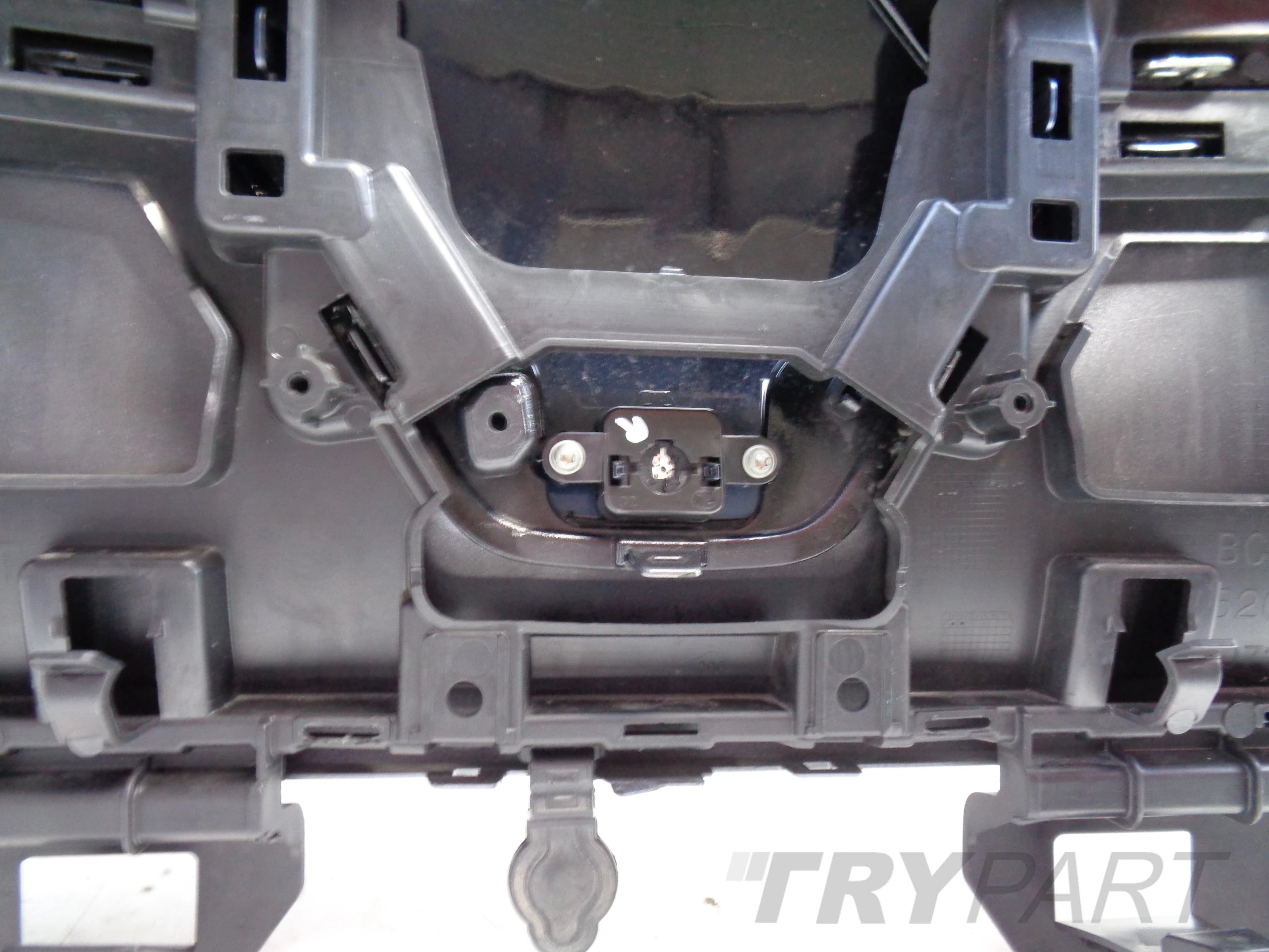 RENAULT MEGANE V E-TECH 23- Grille Cover for Camera