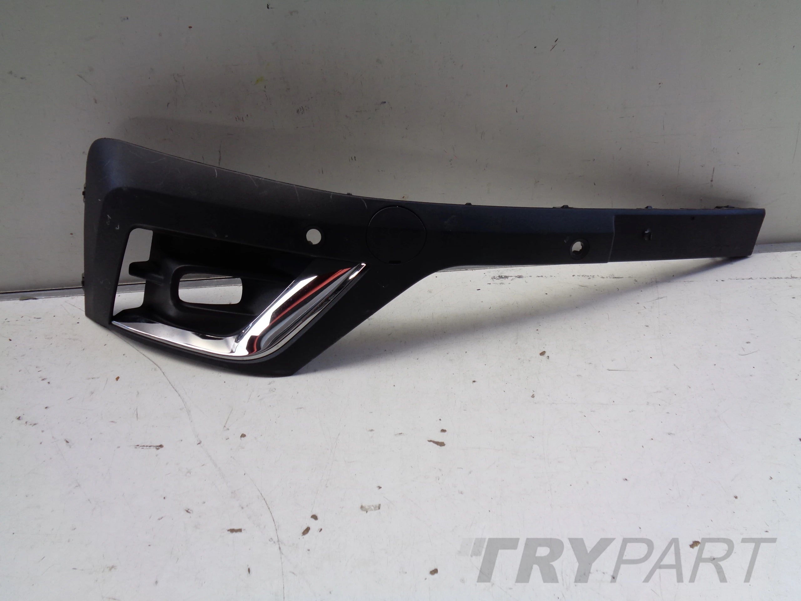 RIGHT BUMPER GRILLE RENAULT TRAFIC IV 22-