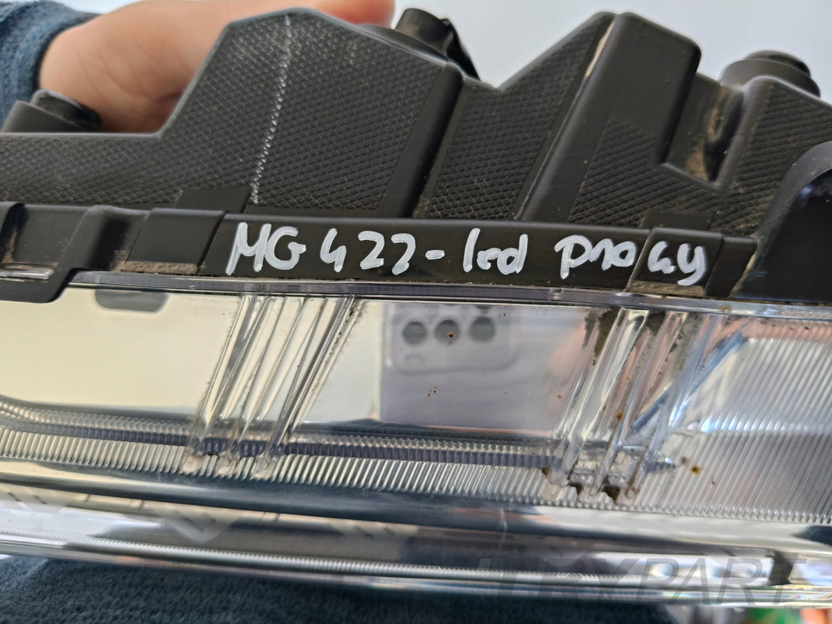 RIGHT FOG LIGHT MG4 MG4 22- LED DRL