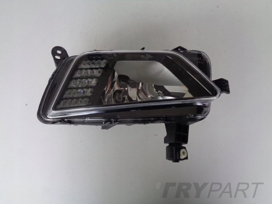 RIGHT FOG LIGHT VW POLO 2G 2G0 17- LED