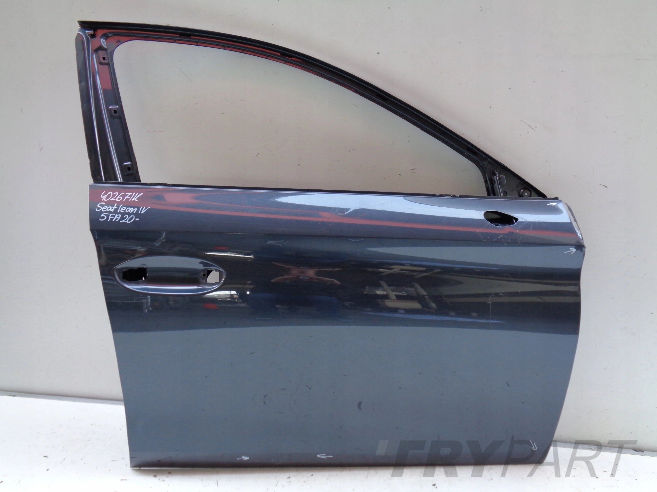 RIGHT FRONT DOOR SEAT LEON IV 4 5FA 20- NO. 40267