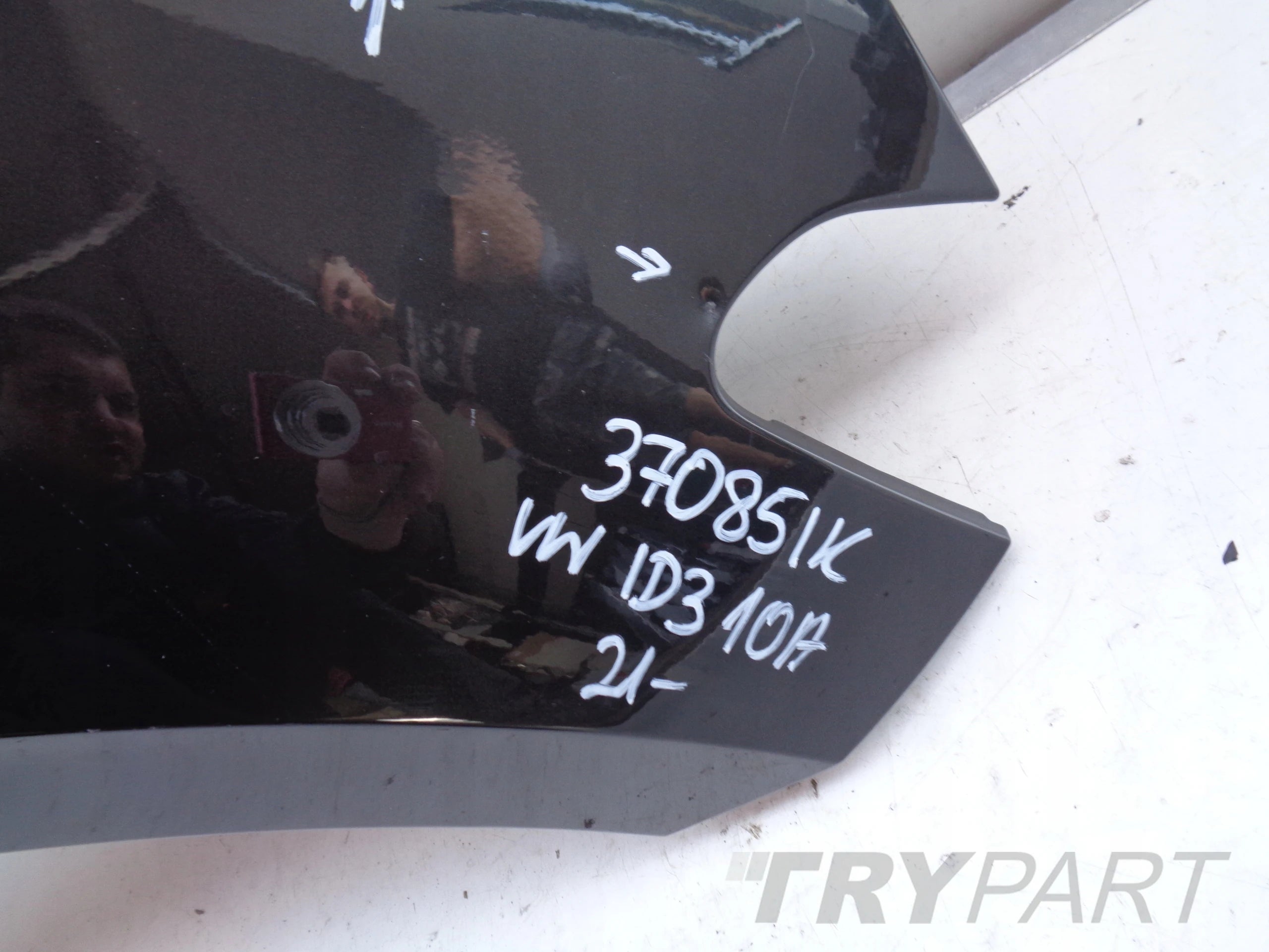 RIGHT FRONT FENDER VW ID3 10A 21- NO. 37085