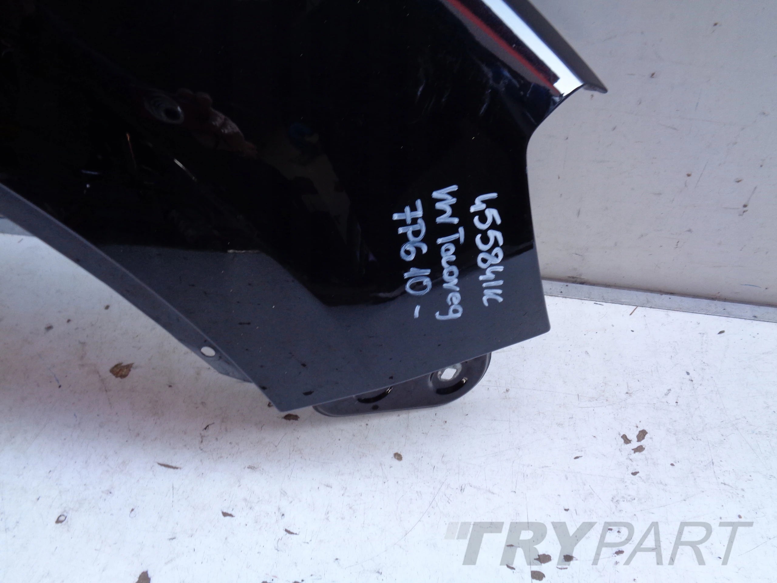 RIGHT FRONT FENDER VW TOUAREG 7P6 10- NO. 45584