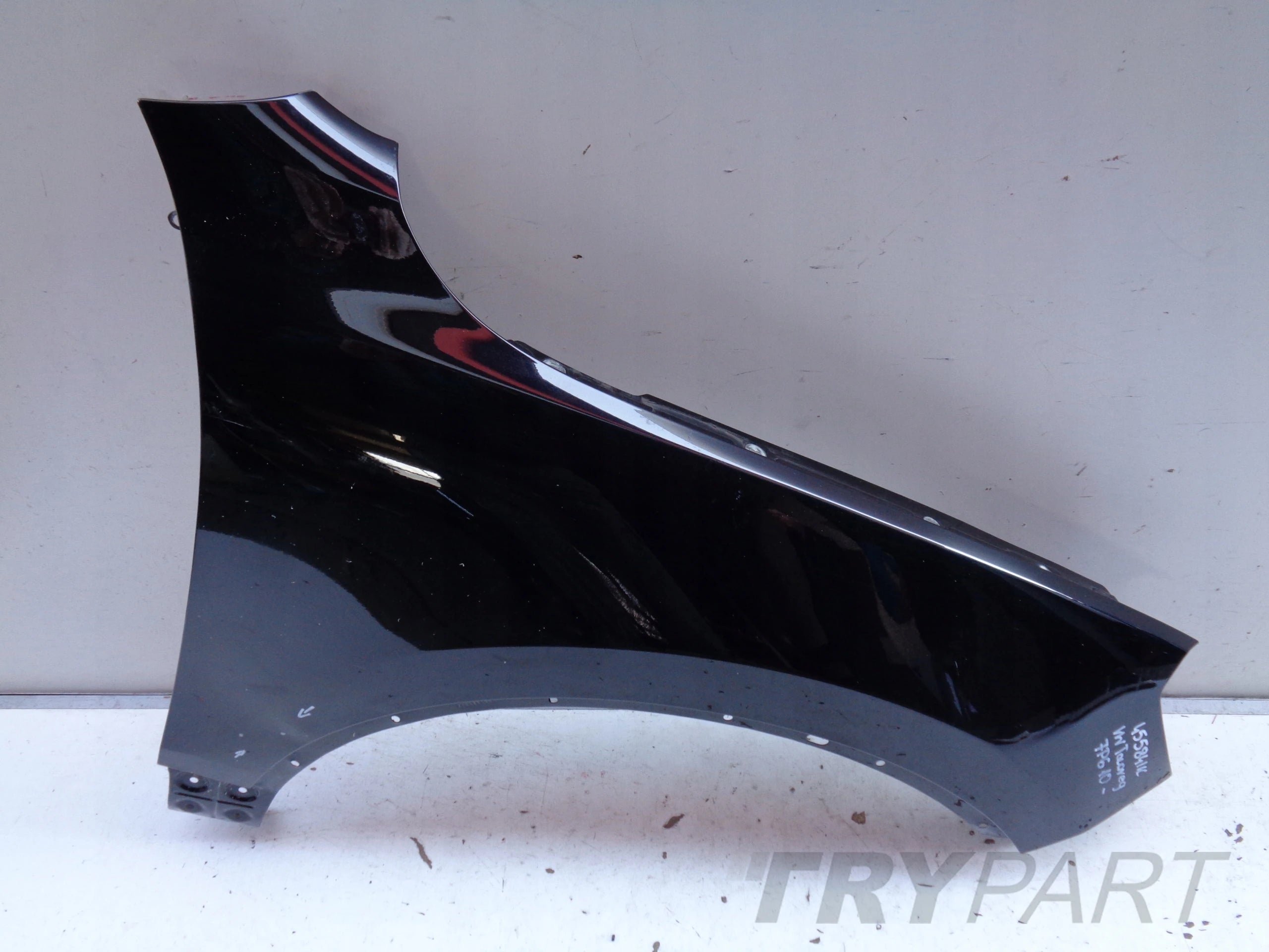RIGHT FRONT FENDER VW TOUAREG 7P6 10- NO. 45584