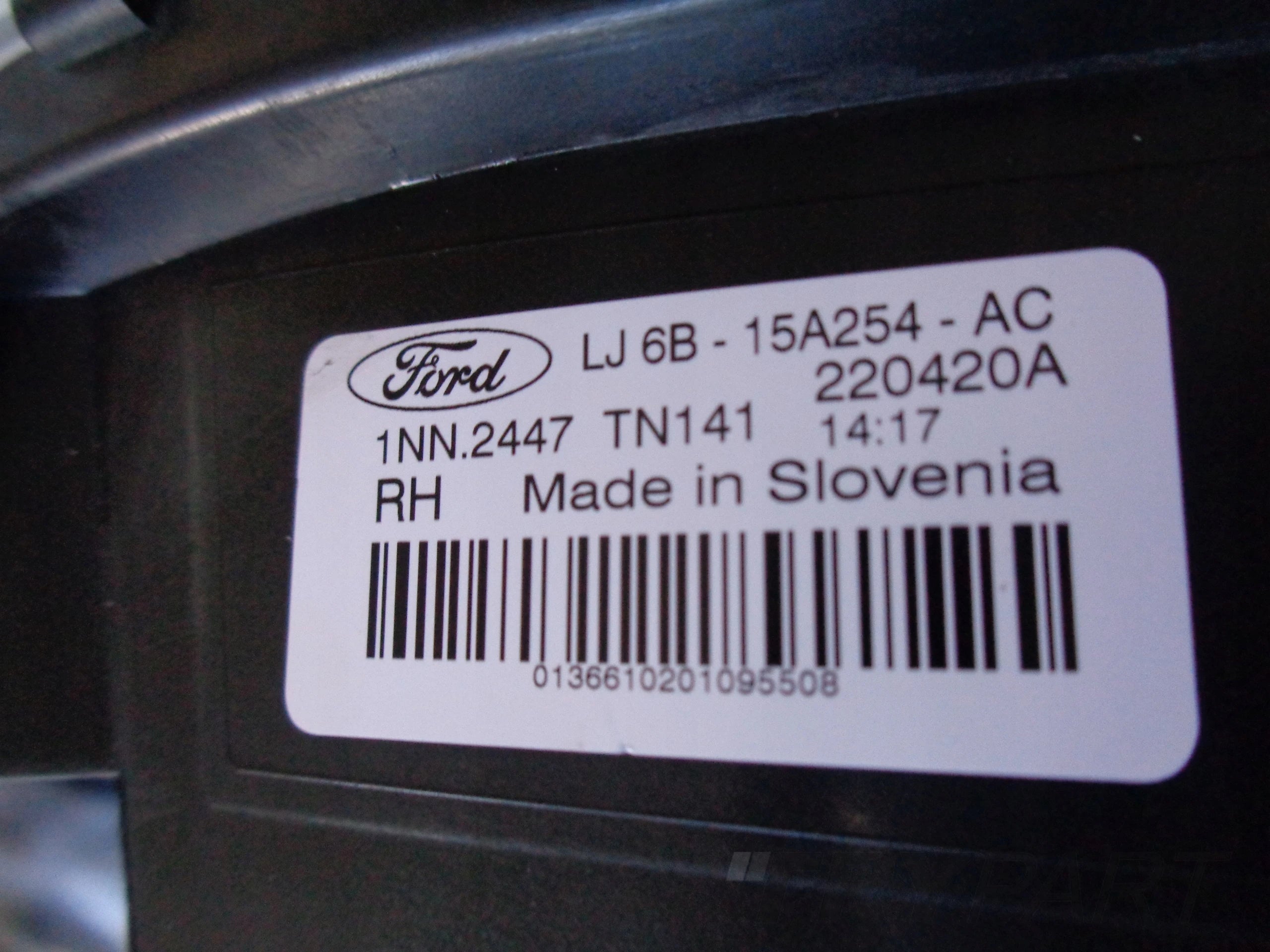 RIGHT HALOGEN LIGHT FOR FORD KUGA MK3 19-