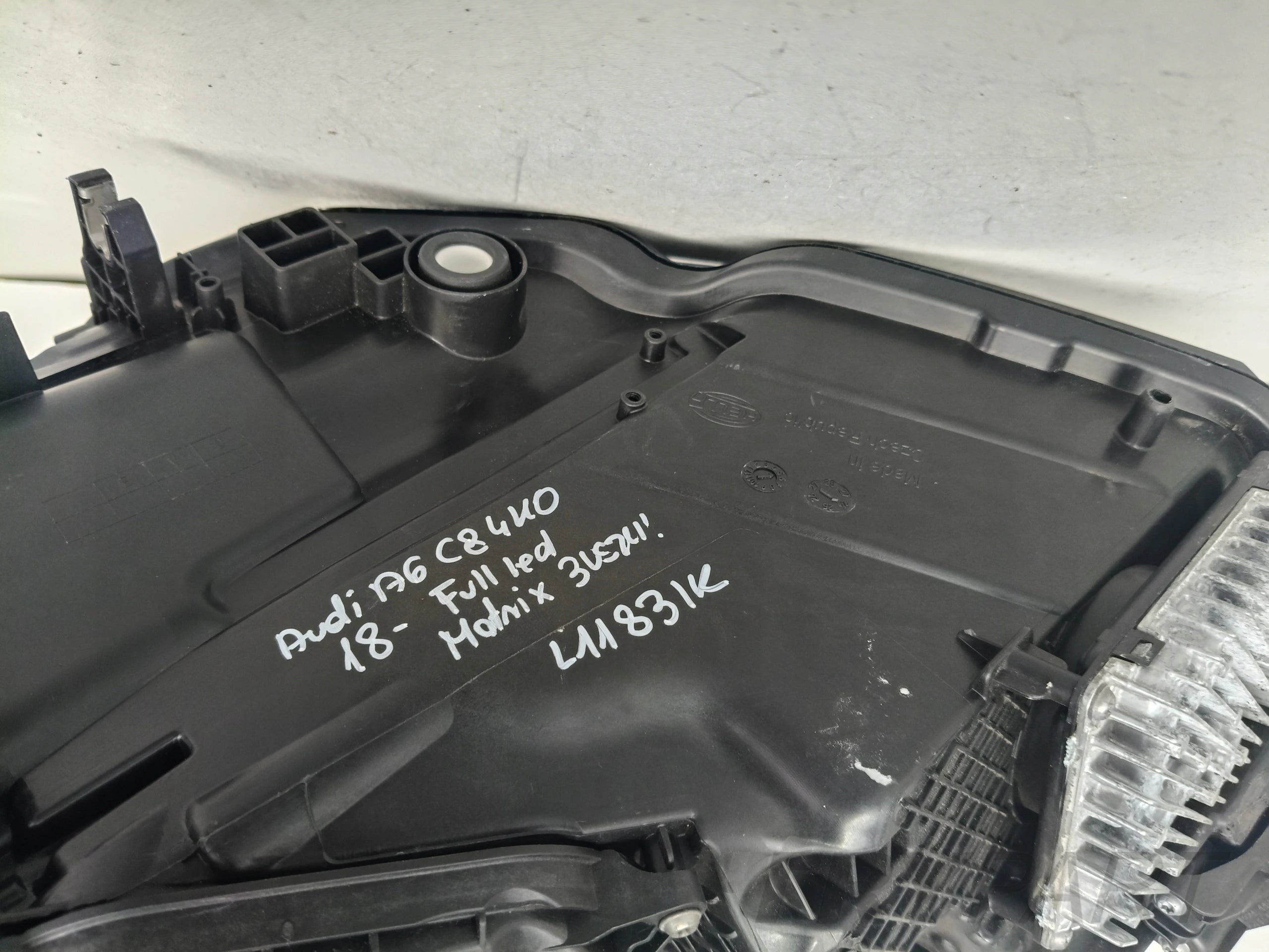 RIGHT HEADLIGHT AUDI A6 C8 4K 4K0 18- FULL LED MATRIX SHADOW BLACK