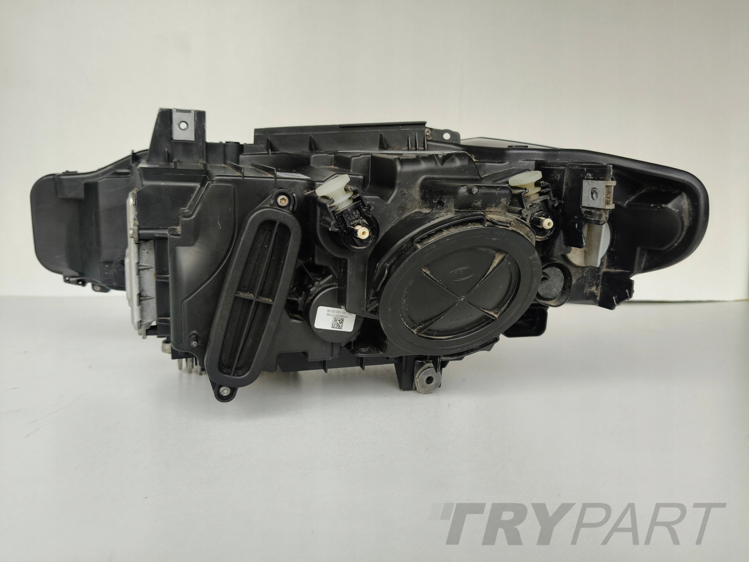 RIGHT HEADLIGHT BMW 3 F30 F31 12-15 XENON LED NON-ADAPTIVE