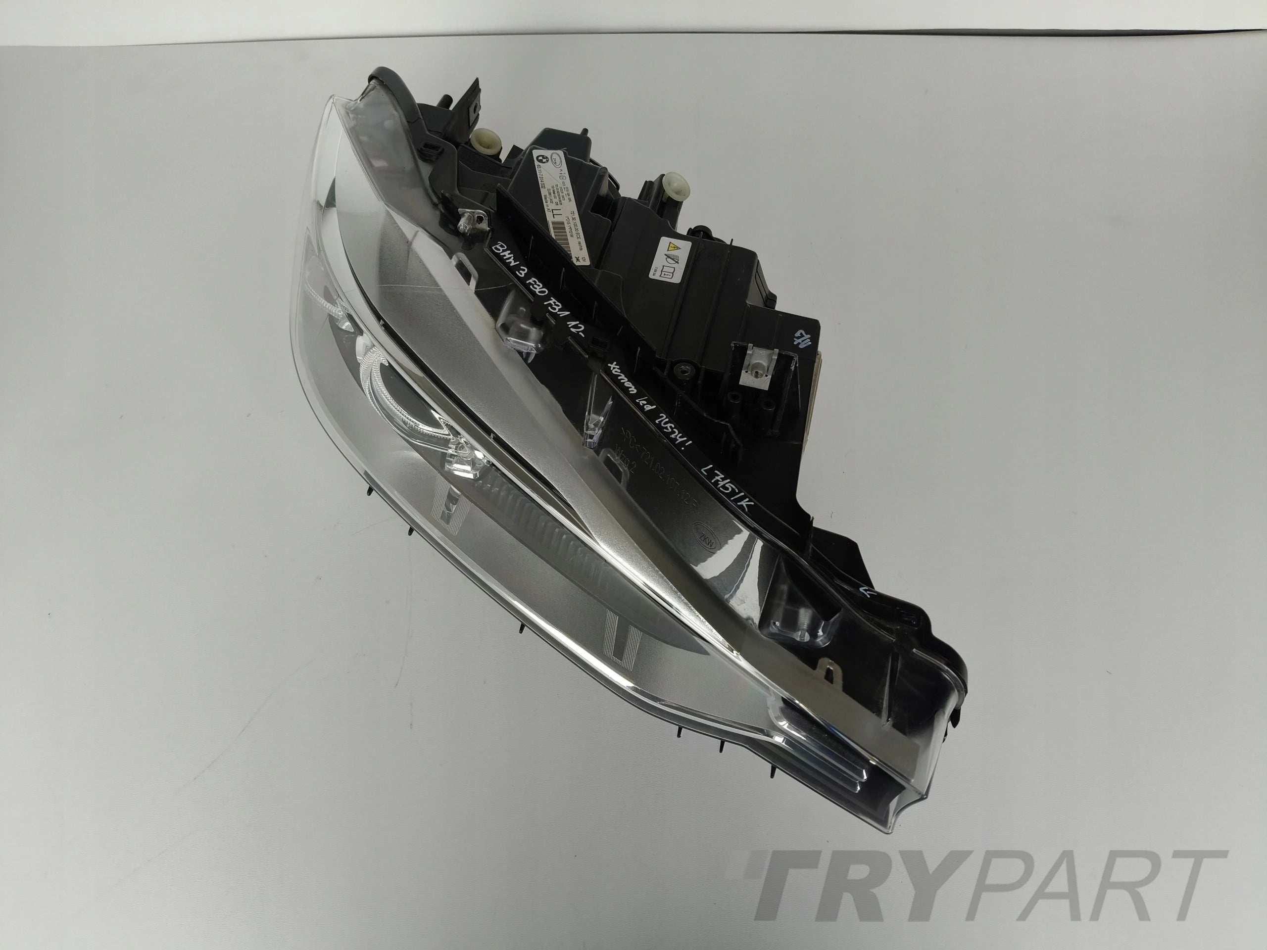 RIGHT HEADLIGHT BMW 3 F30 F31 12-15 XENON LED NON-ADAPTIVE