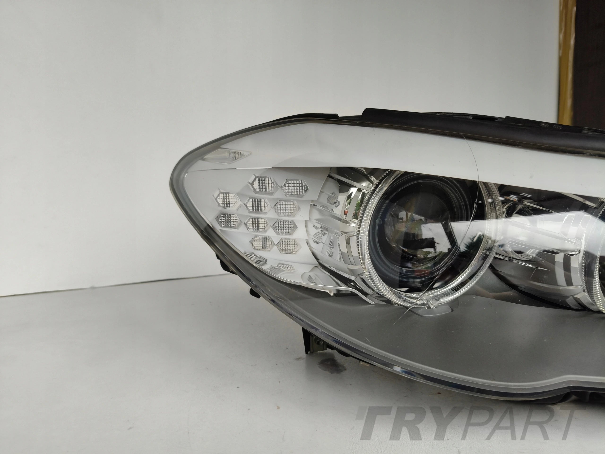 RIGHT HEADLIGHT FOR BMW 5 F10 F11 10-13 XENON LED NON-ADAPTIVE