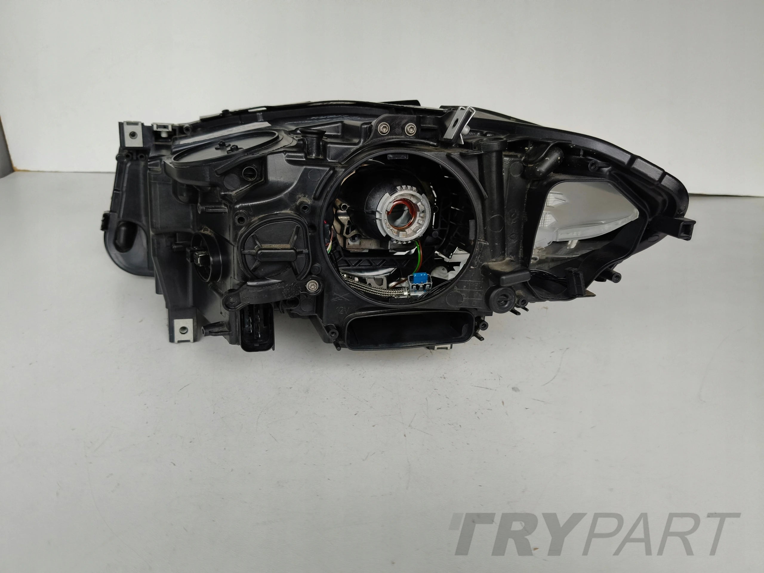 RIGHT HEADLIGHT FOR BMW 5 F10 F11 10-13 XENON LED NON-ADAPTIVE