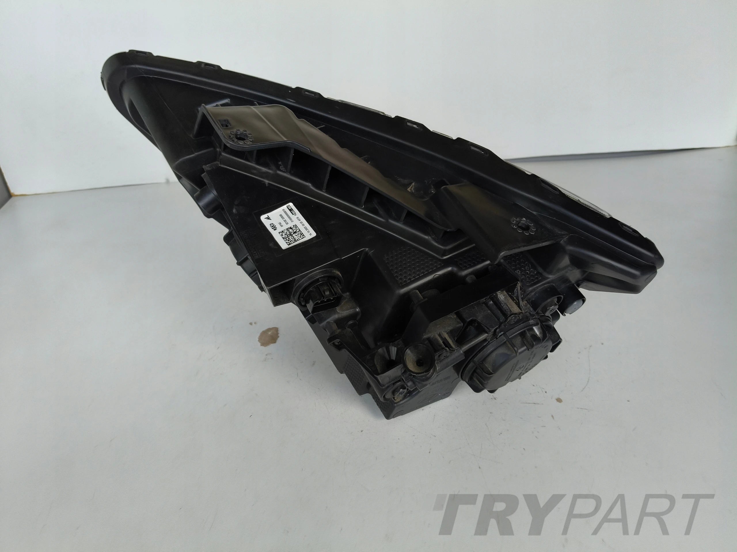 RIGHT HEADLIGHT HYUNDAI BAYON 21-