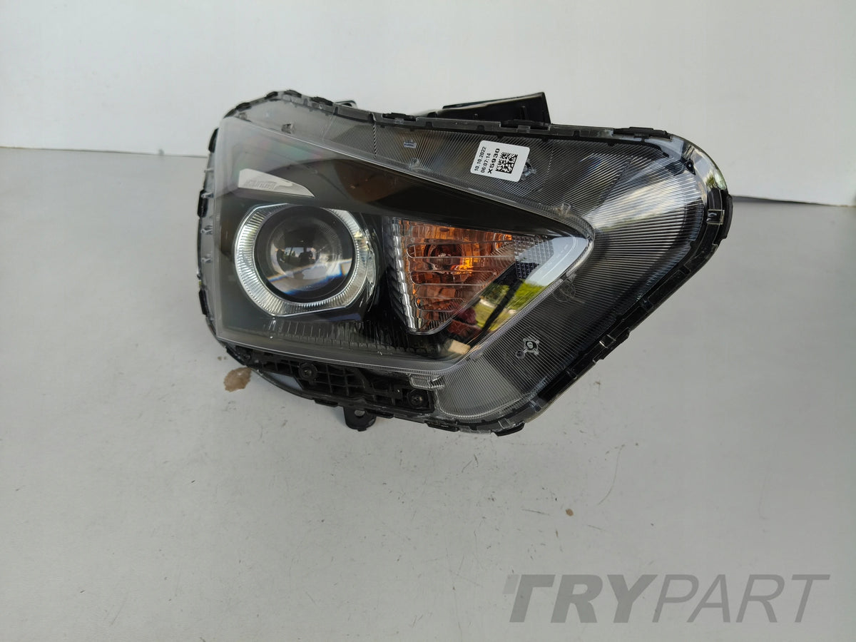 RIGHT HEADLIGHT HYUNDAI BAYON 21-