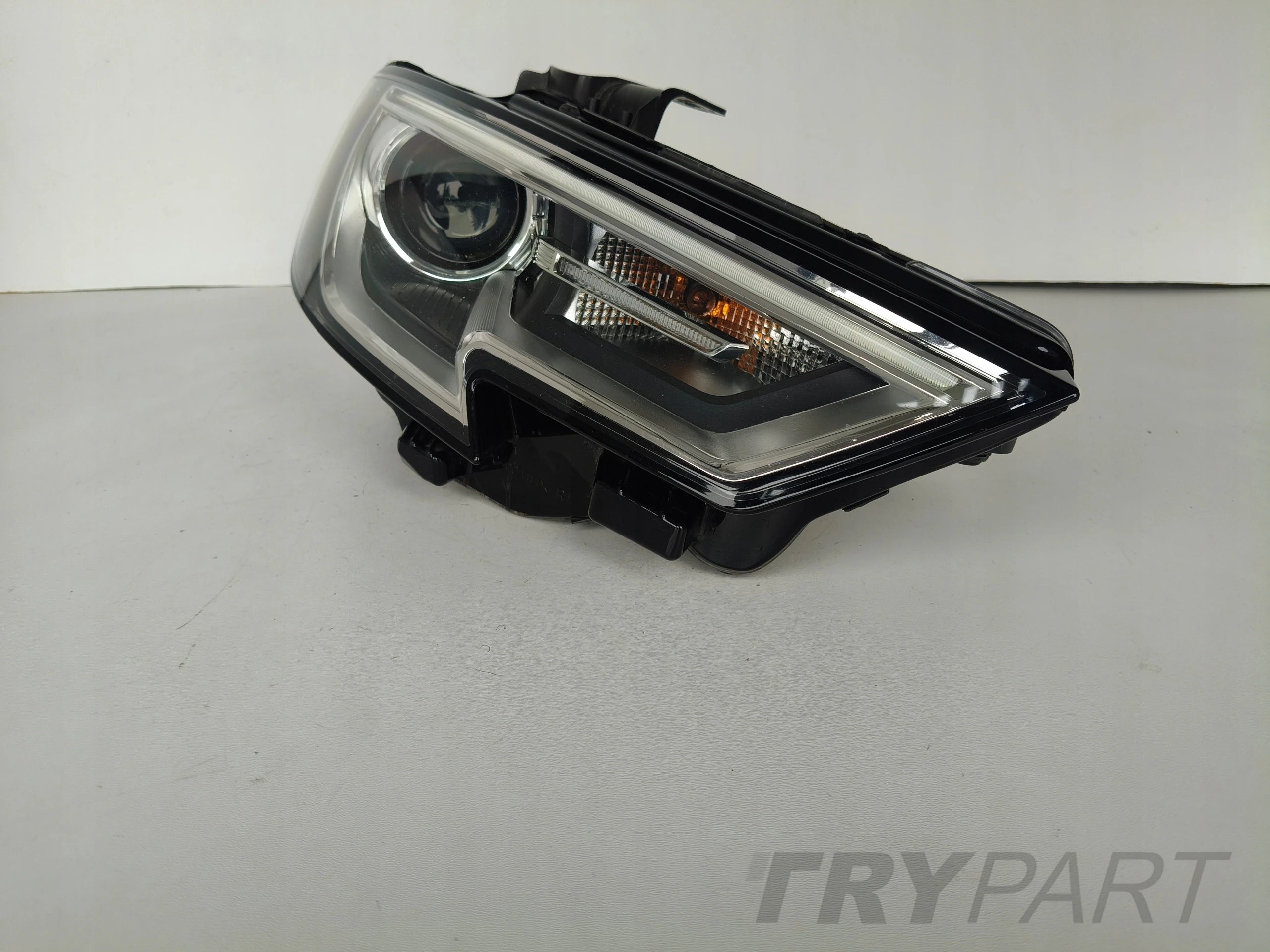 RIGHT HEADLIGHT LAMP AUDI A3 8V 8V0 16- FACELIFT XENON LED