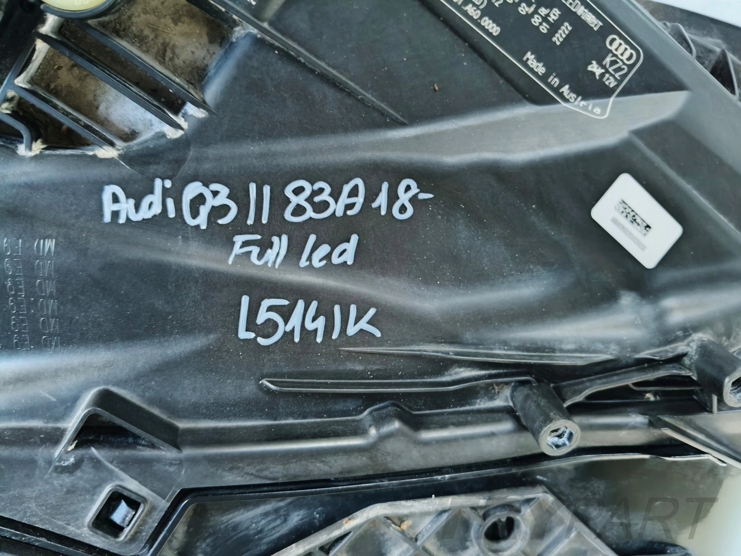 RIGHT HEADLIGHT LAMP AUDI Q3 II 83A 18- FULL LED