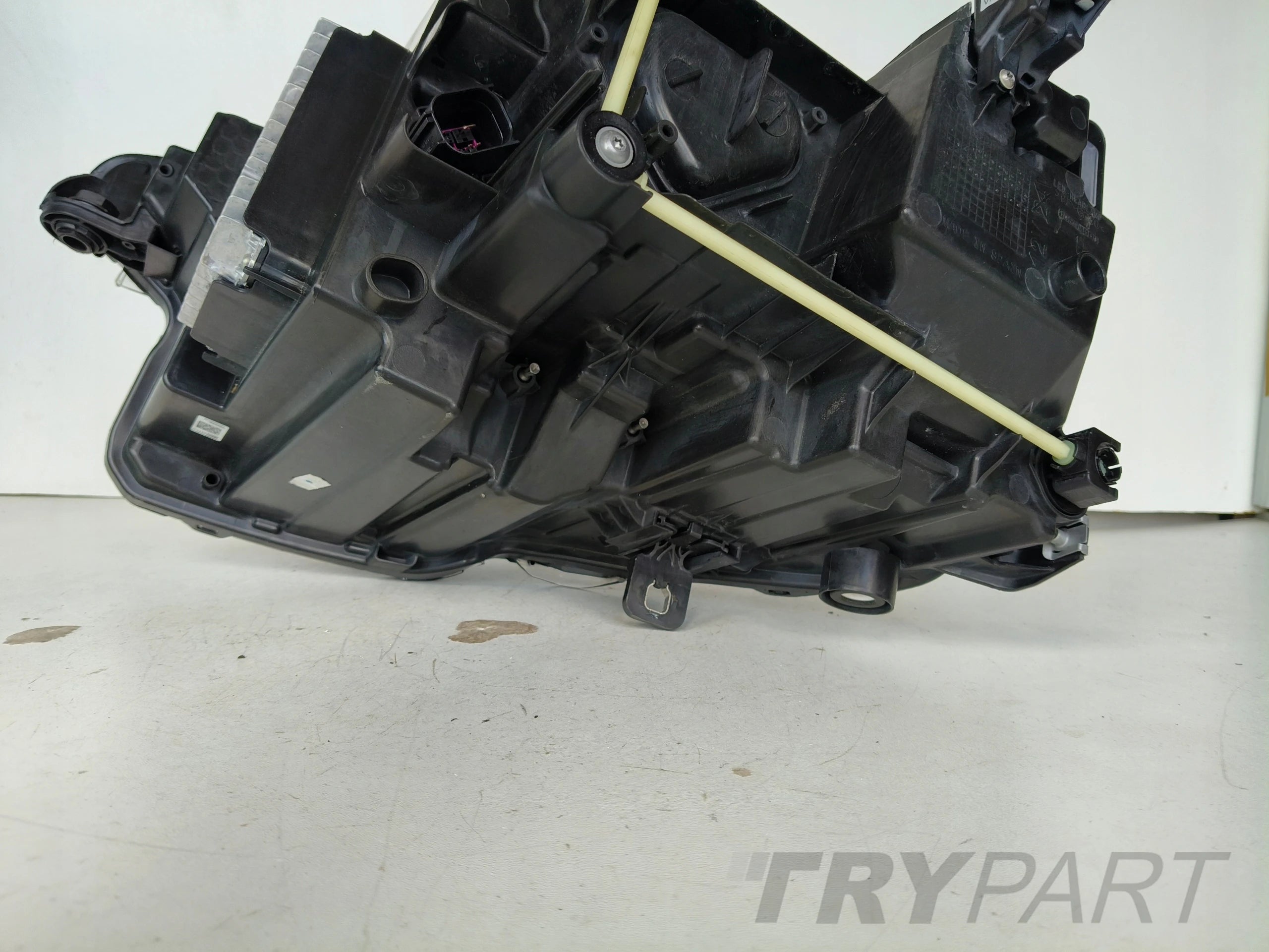 RIGHT HEADLIGHT LAMP AUDI Q4 89A FULL LED MATRIX