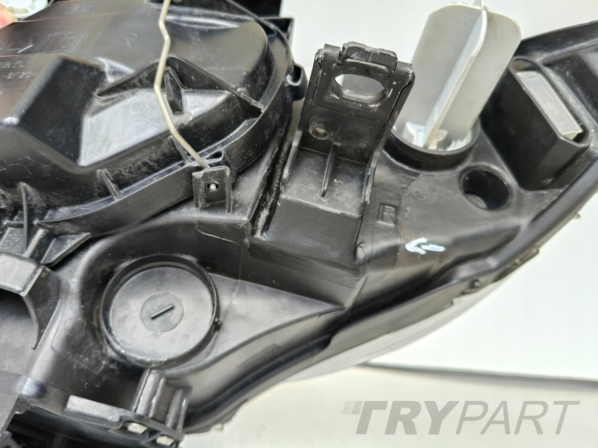 RIGHT HEADLIGHT LAMP BMW 1 E81 E87 07-10 LIFT XENON ADAPTIVE