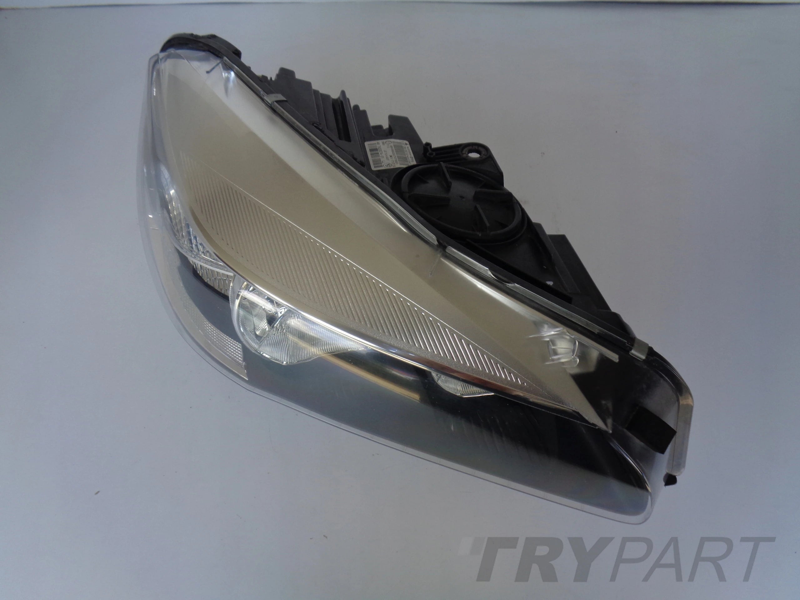 RIGHT HEADLIGHT LAMP BMW 2 F45 F46 14-18