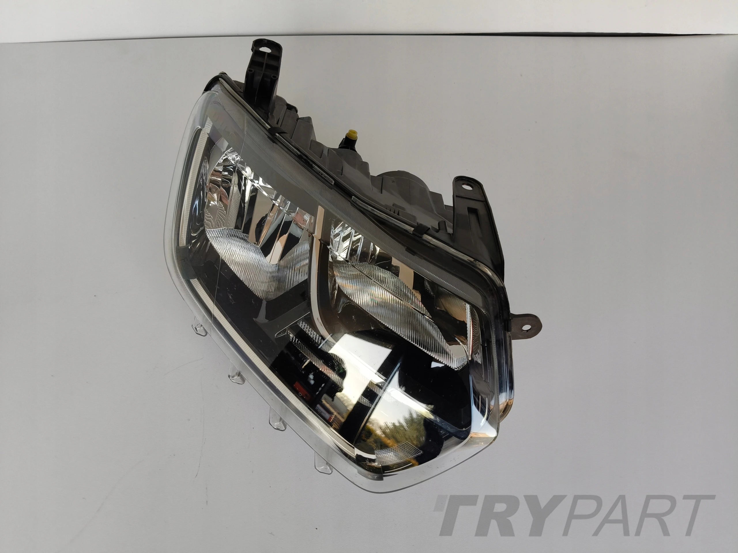 RIGHT HEADLIGHT LAMP DACIA DUSTER II 17- LED
