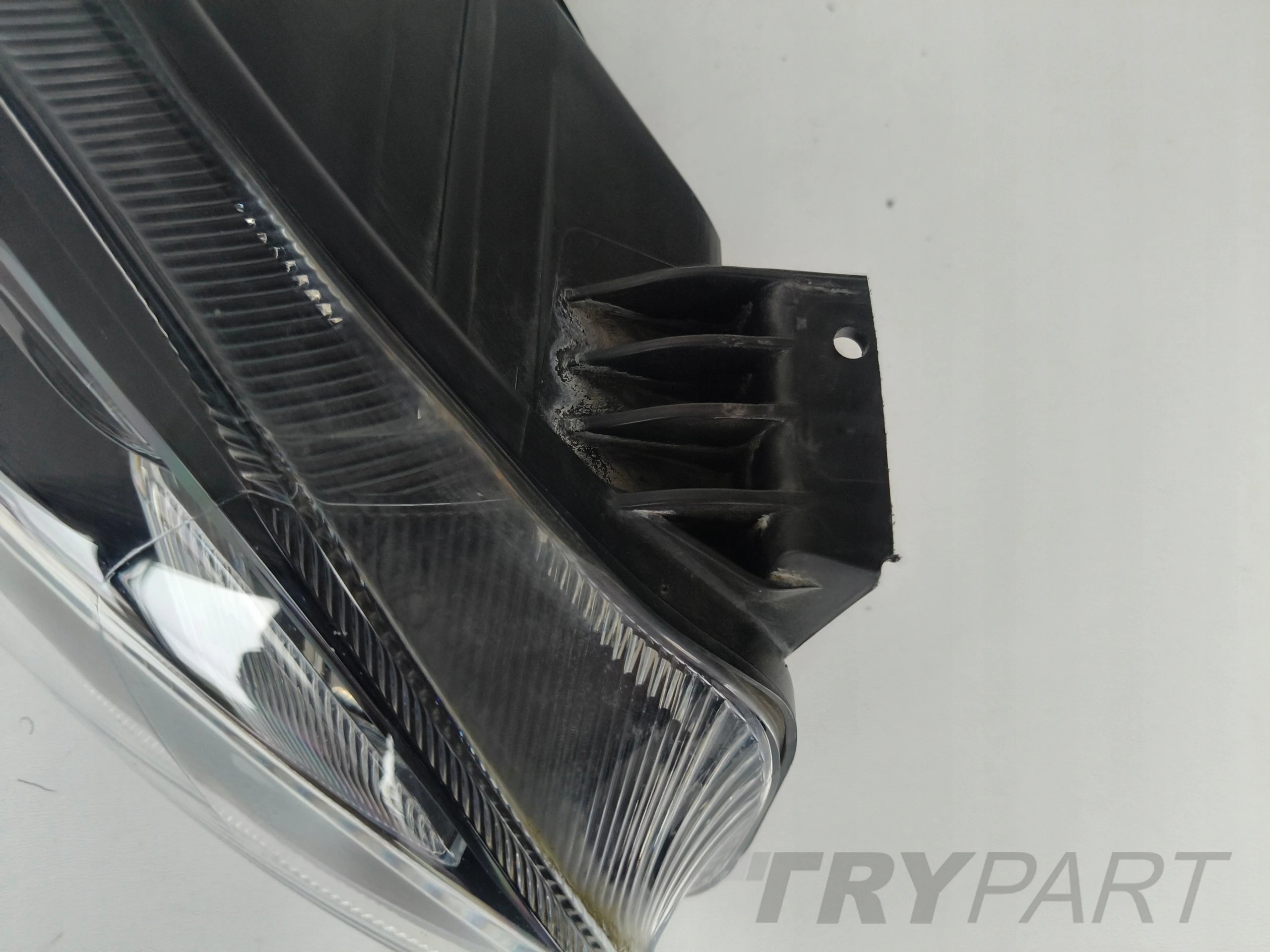 RIGHT HEADLIGHT LAMP FOR FORD FOCUS MK4 18- LED