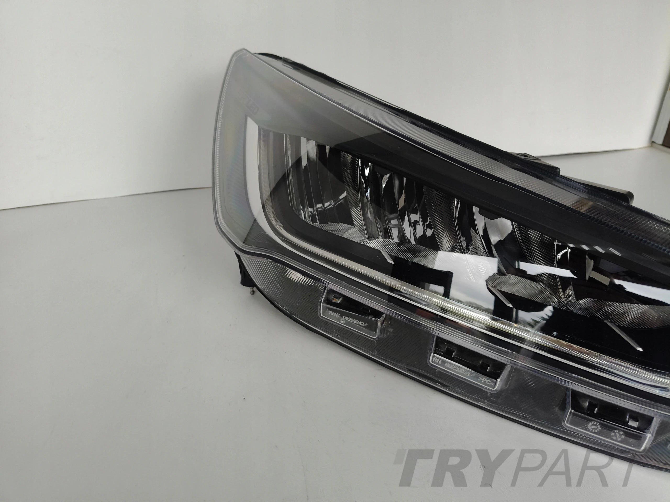 RIGHT HEADLIGHT LAMP FOR FORD FOCUS MK4 LIFT 22- FULL LED