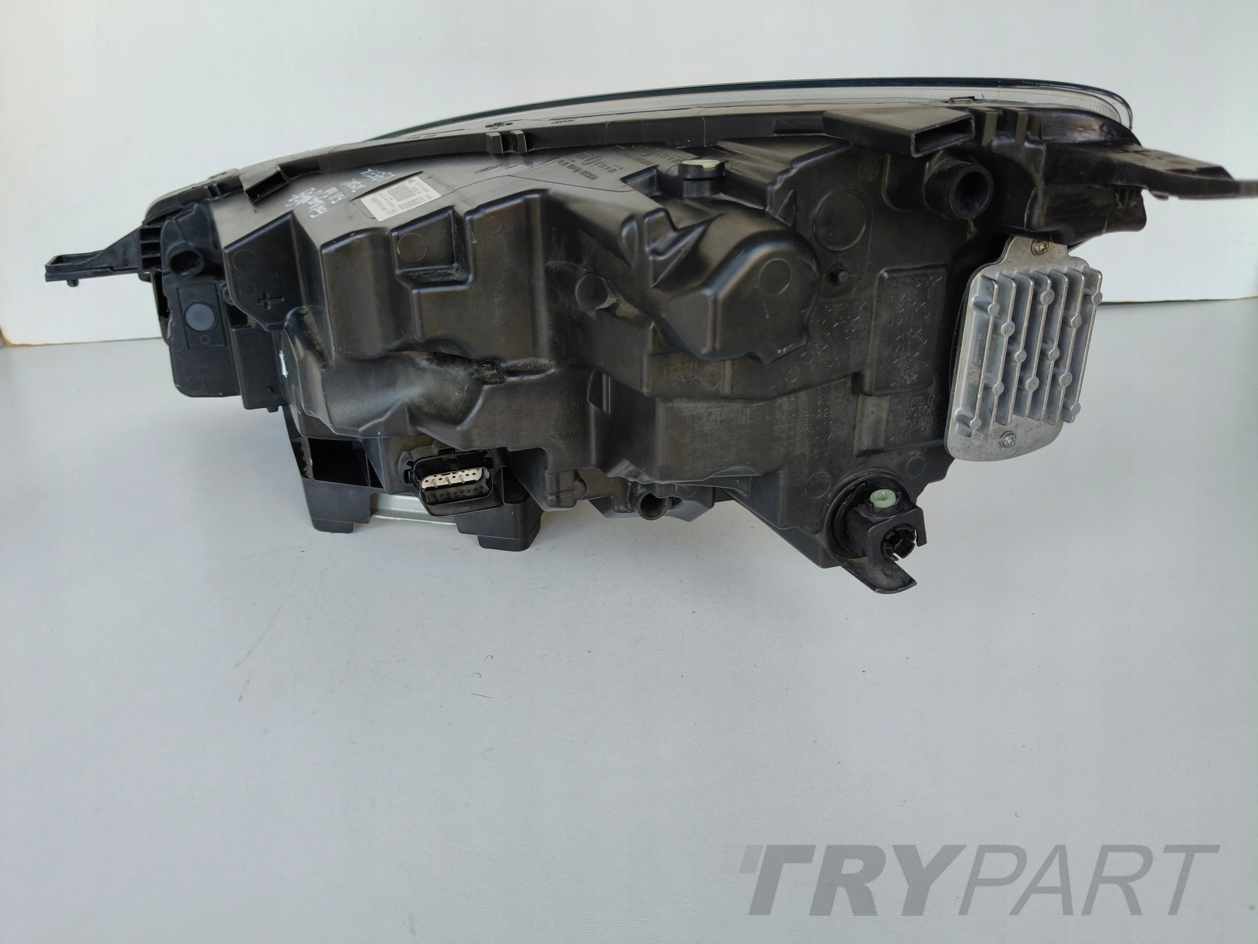 RIGHT HEADLIGHT LAMP FOR FORD KUGA MK3 19- FULL LED