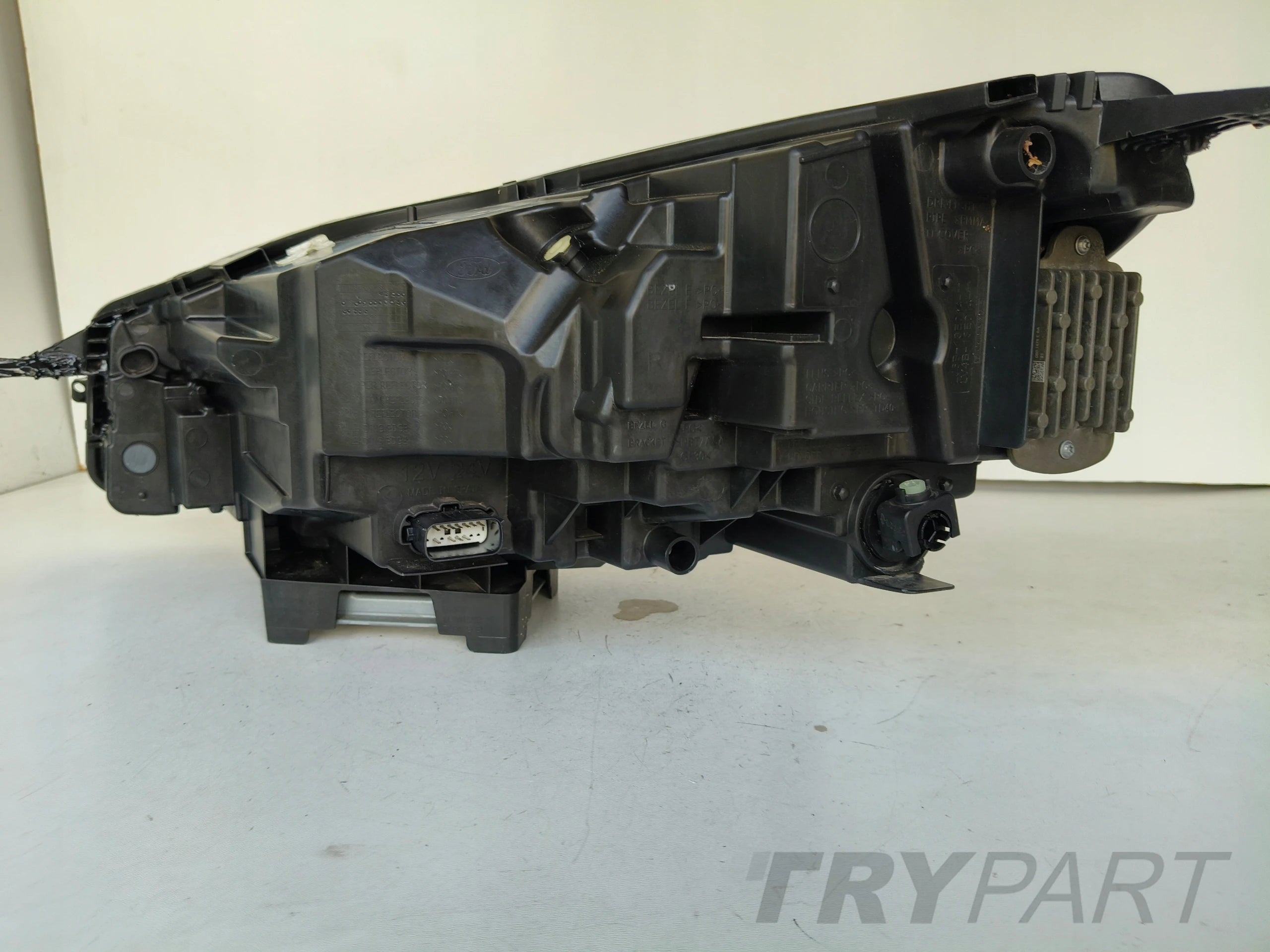 RIGHT HEADLIGHT LAMP FOR FORD KUGA MK3 19- FULL LED