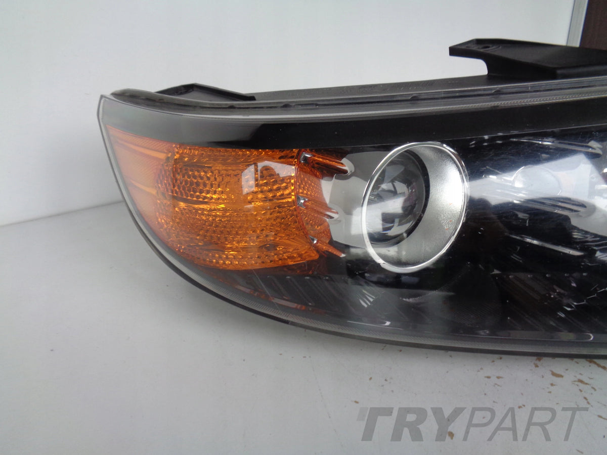 RIGHT HEADLIGHT LAMP FOR KIA SORENTO 10-12 FACELIFT