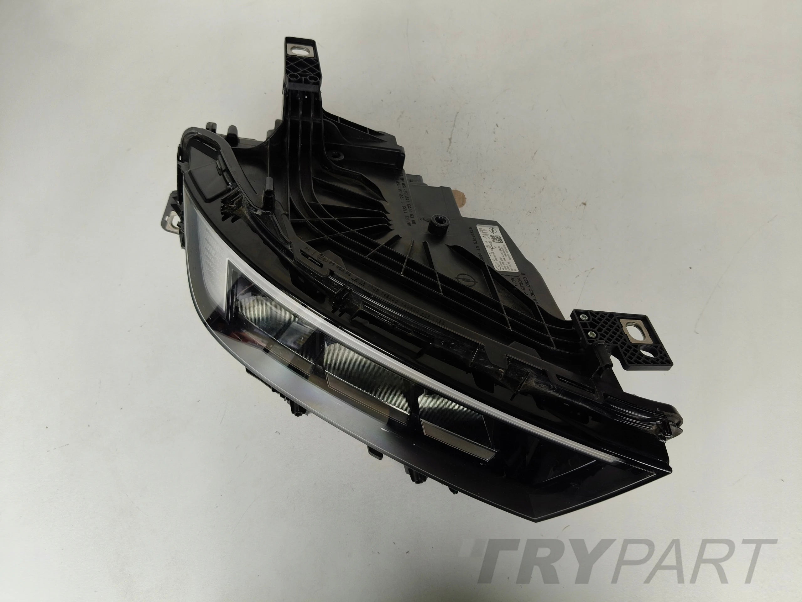 RIGHT HEADLIGHT LAMP FOR OPEL ASTRA VI L 22- FULL LED