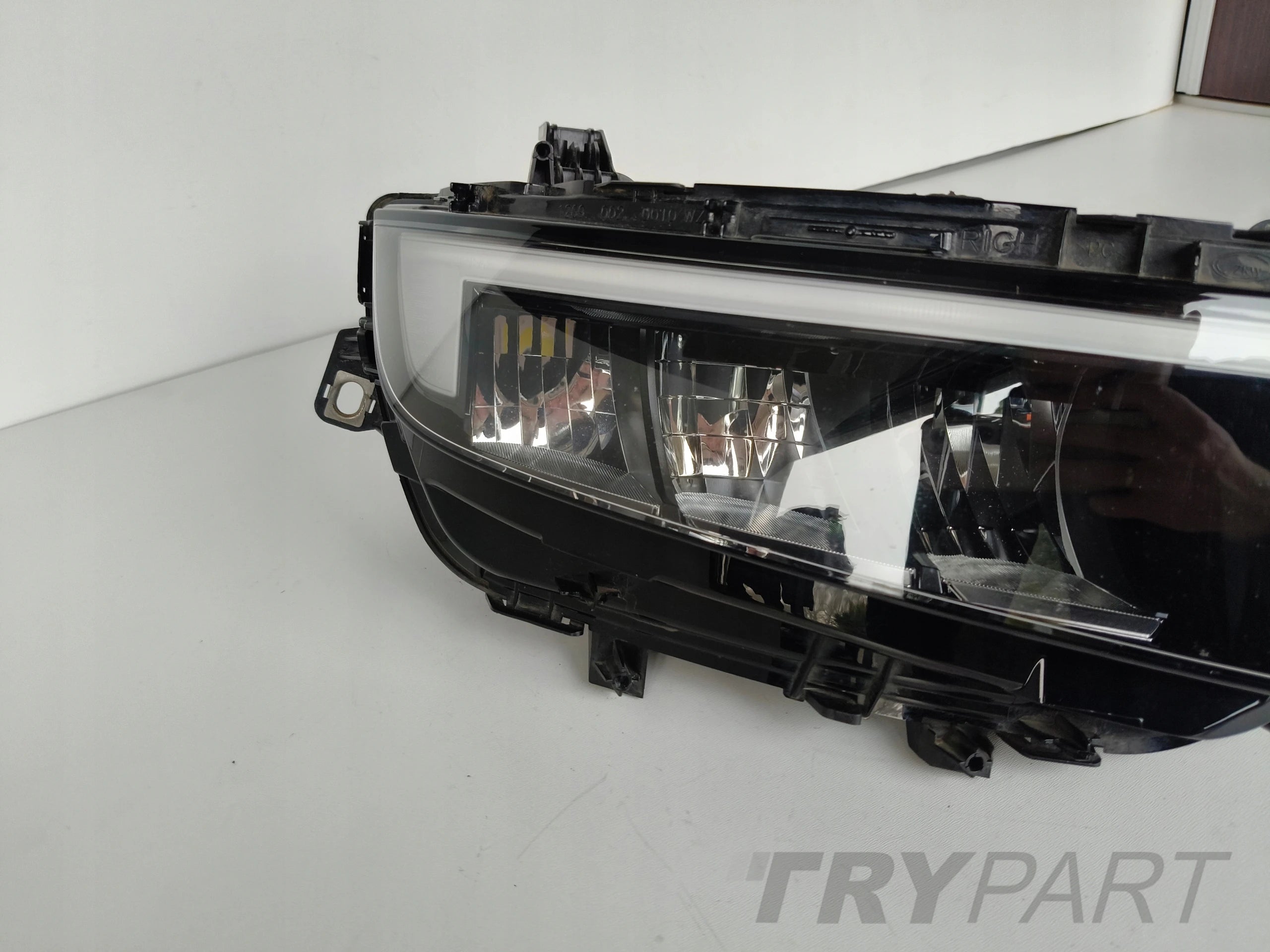 RIGHT HEADLIGHT LAMP FOR OPEL ASTRA VI L 22- FULL LED